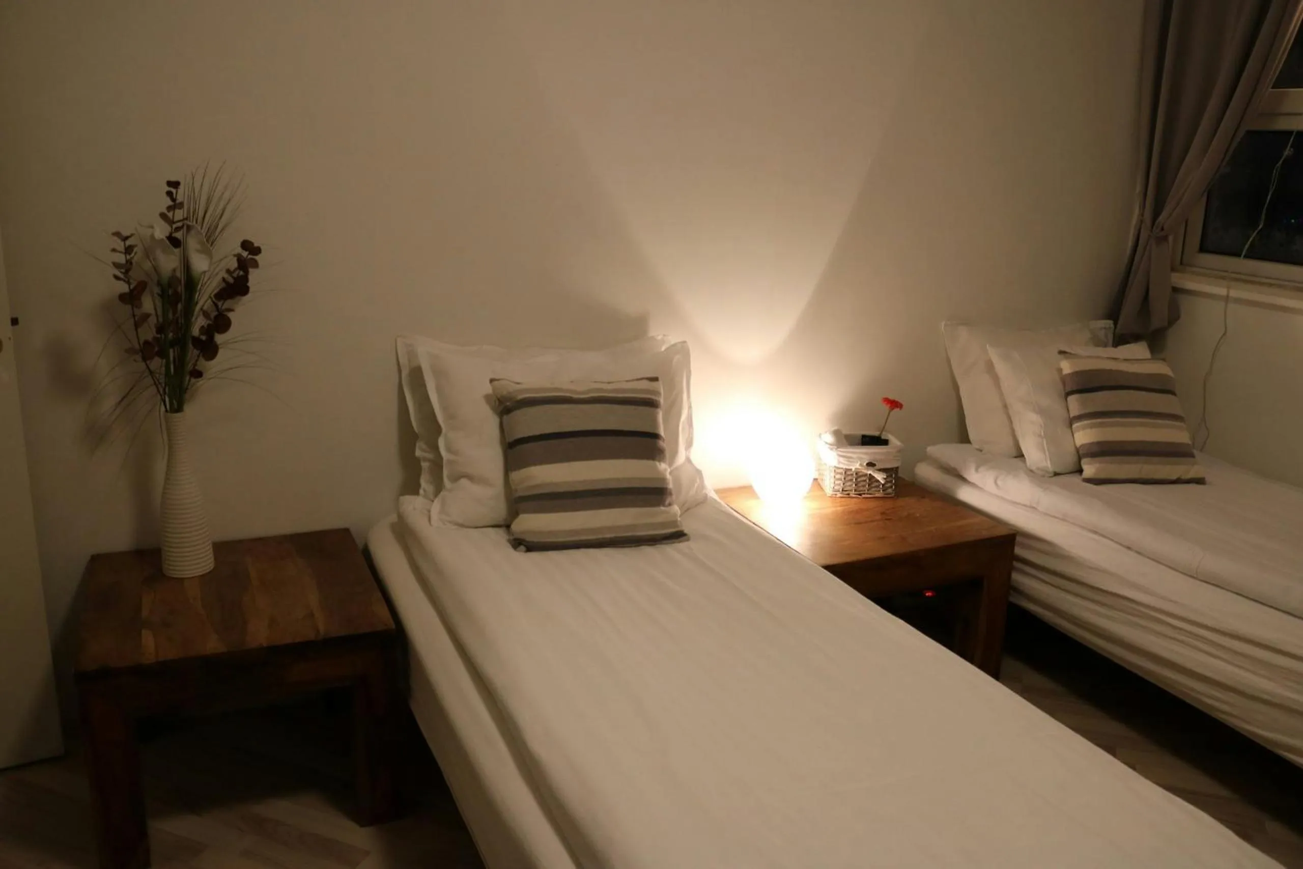Single Room with Shared Bathroom in Guesthouse Lyngholt
