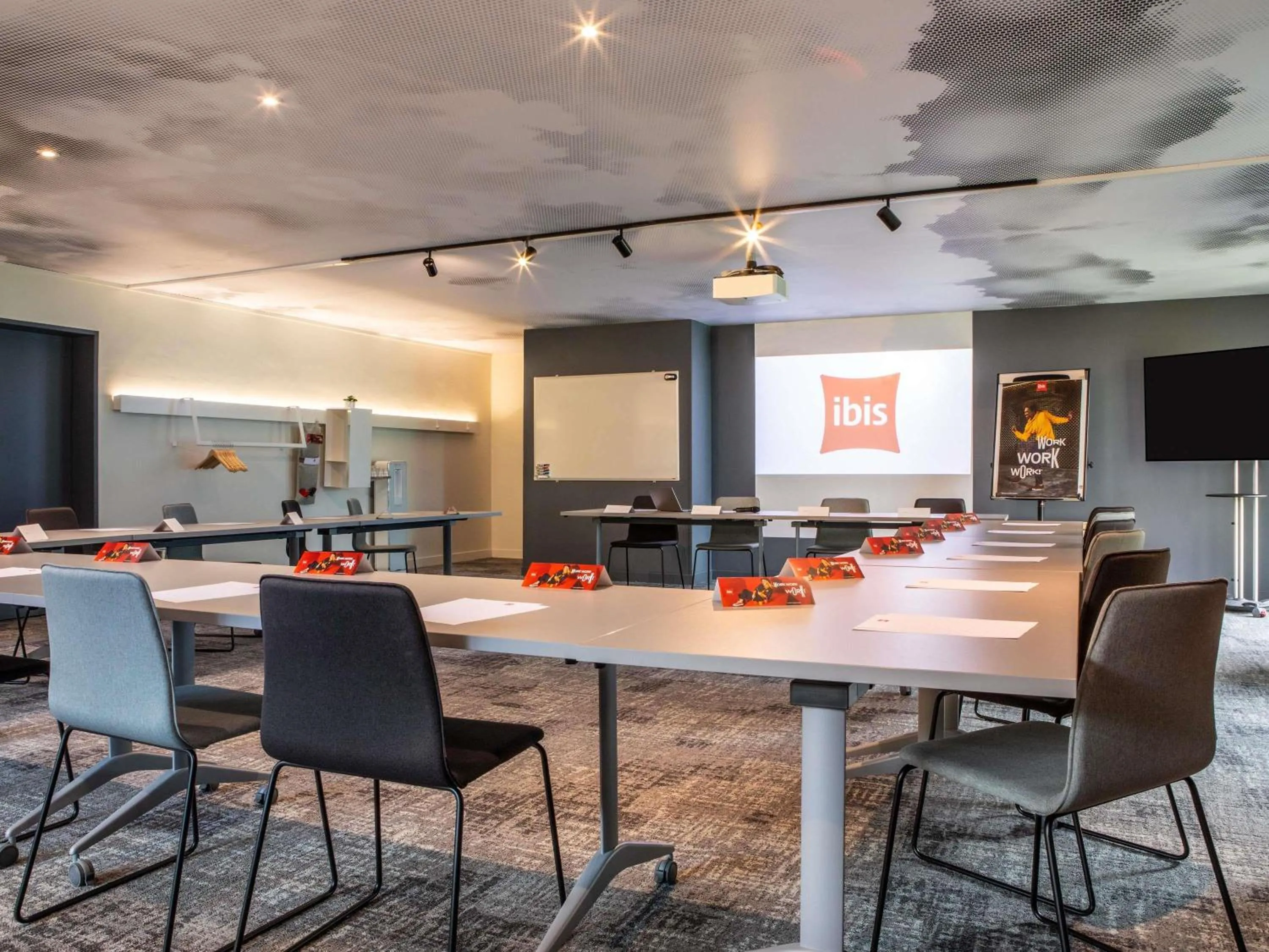 Meeting/conference room in ibis Compiegne