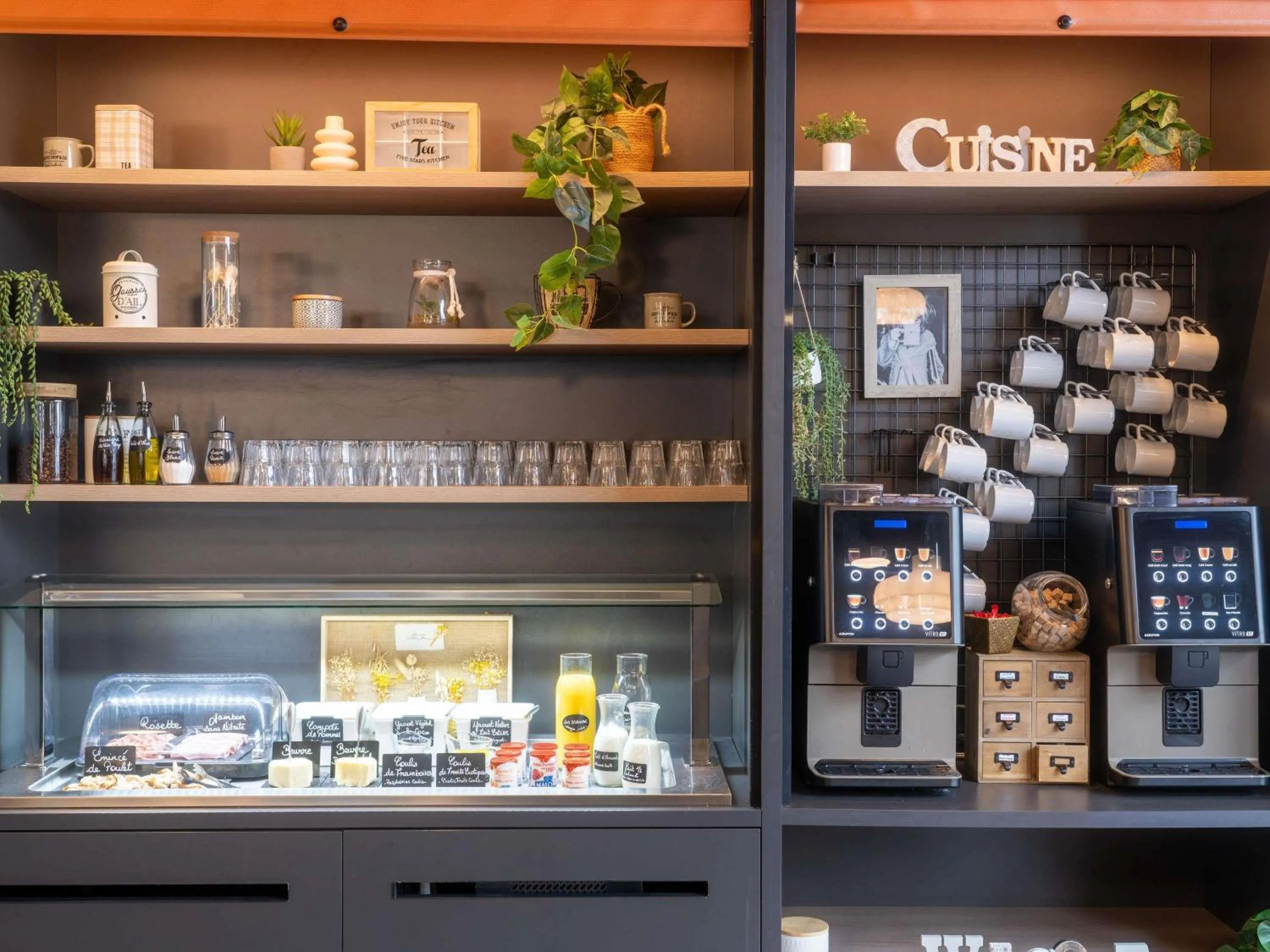 Breakfast in ibis Compiegne