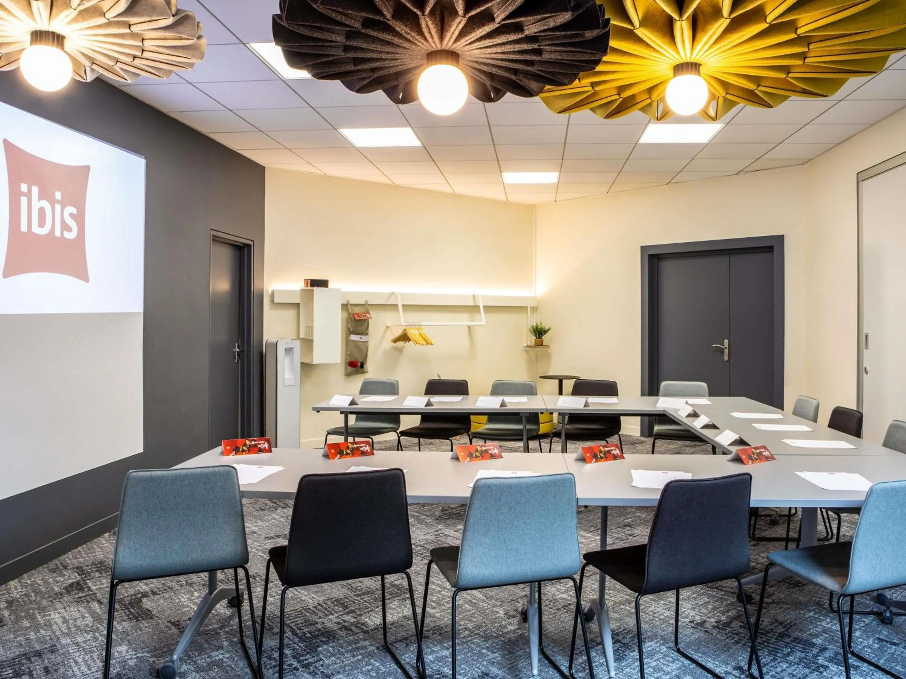 Meeting/conference room in ibis Compiegne