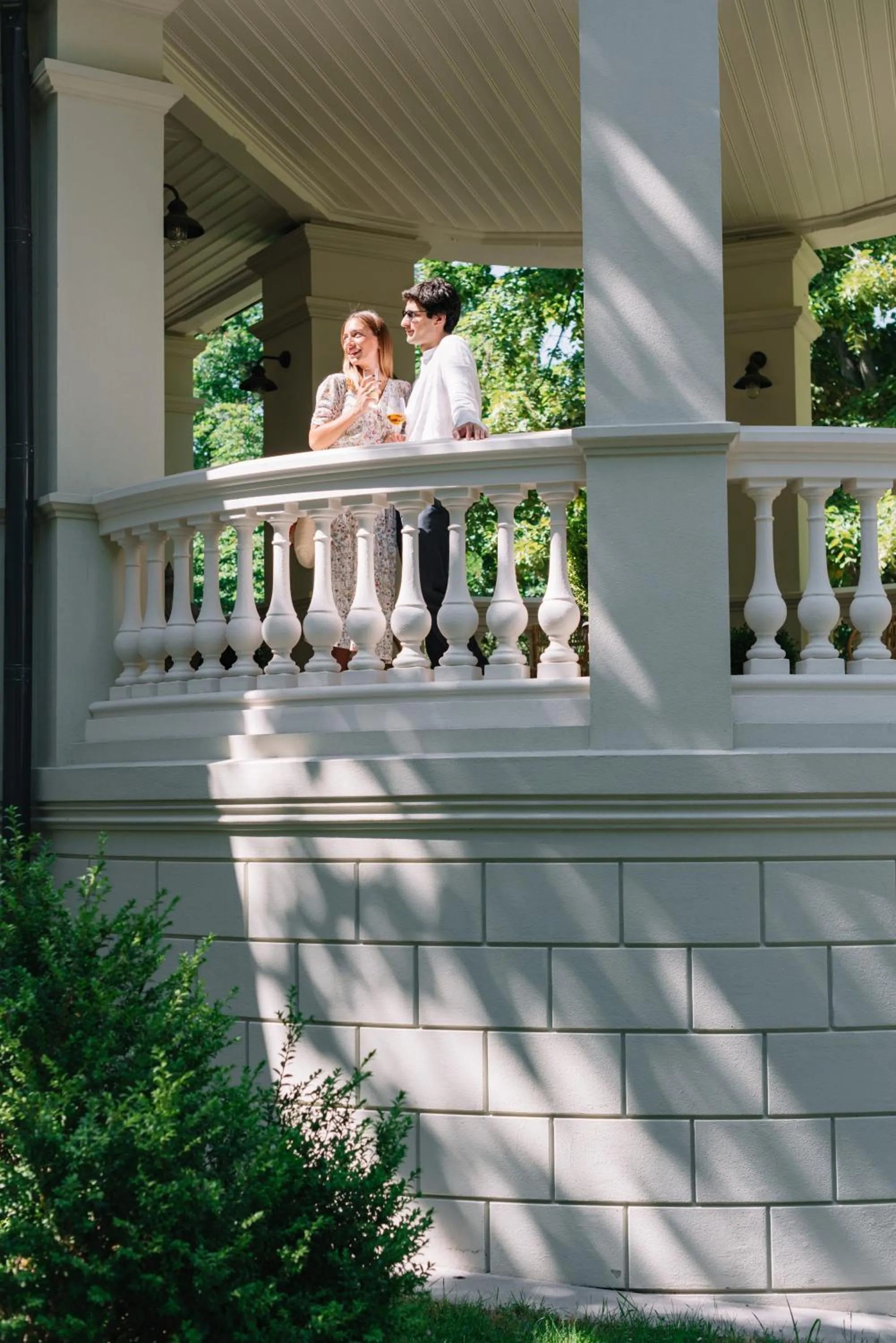 People in Vazisubani Estate