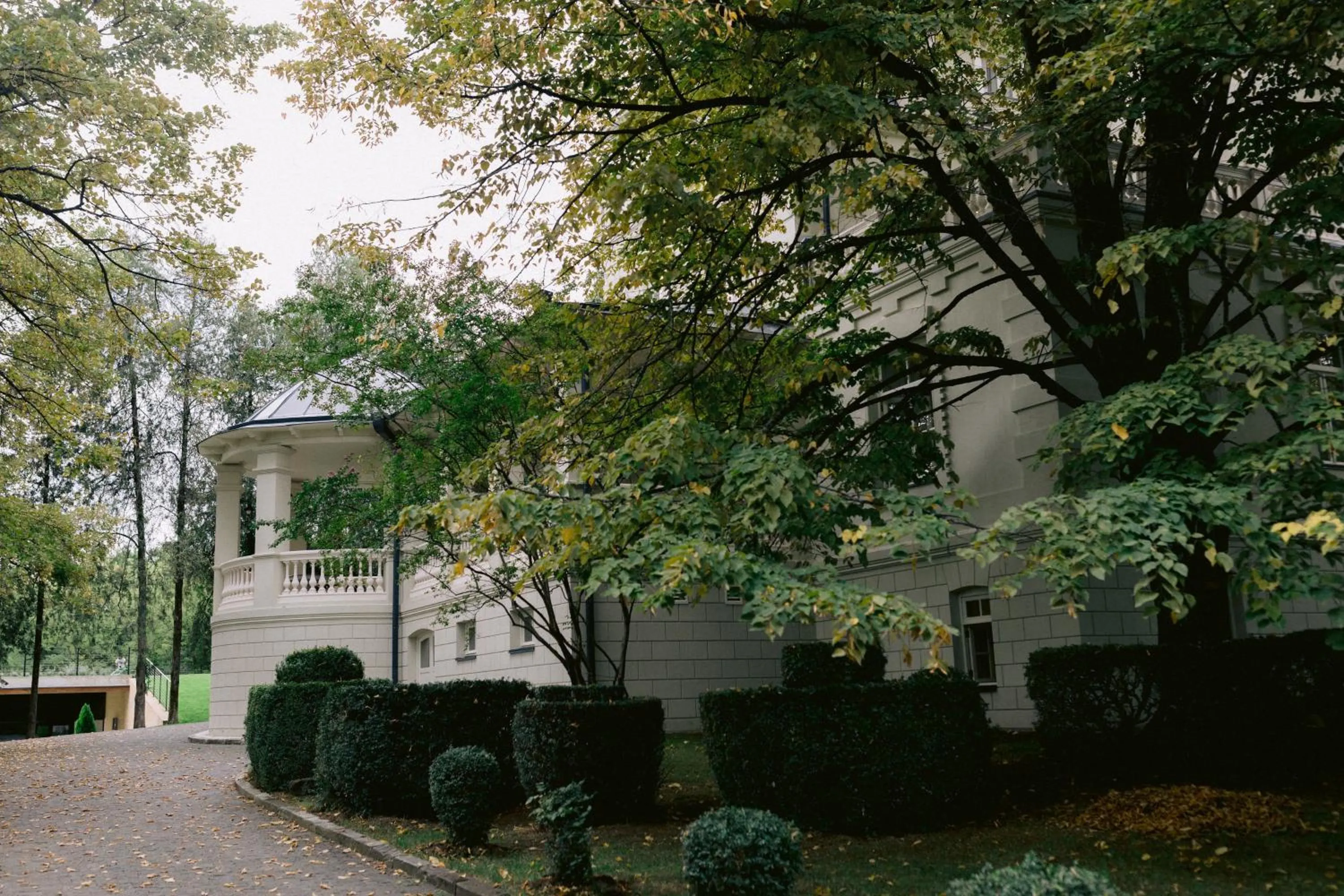 Property building in Vazisubani Estate