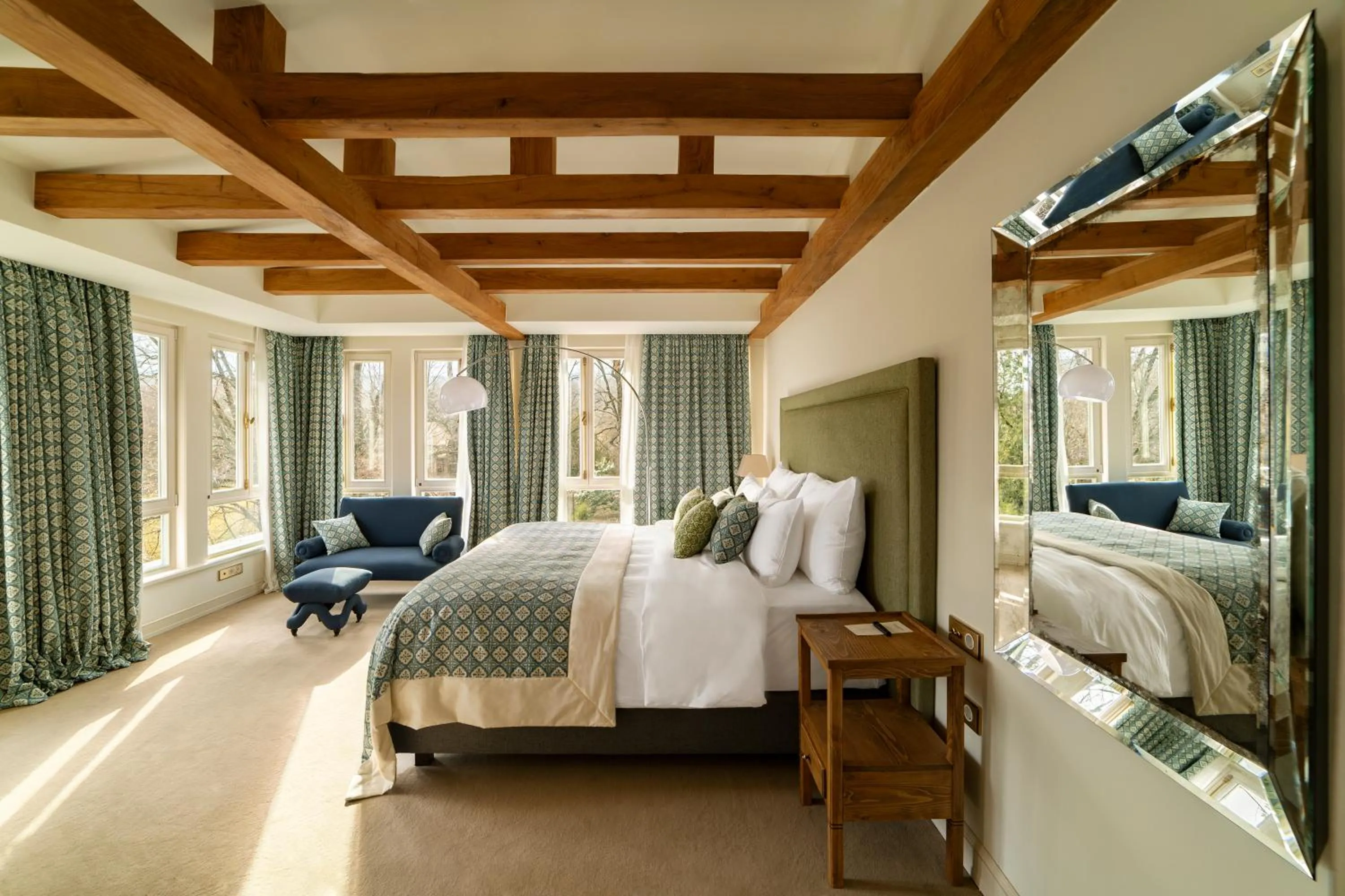 Photo of the whole room, Bed in Vazisubani Estate