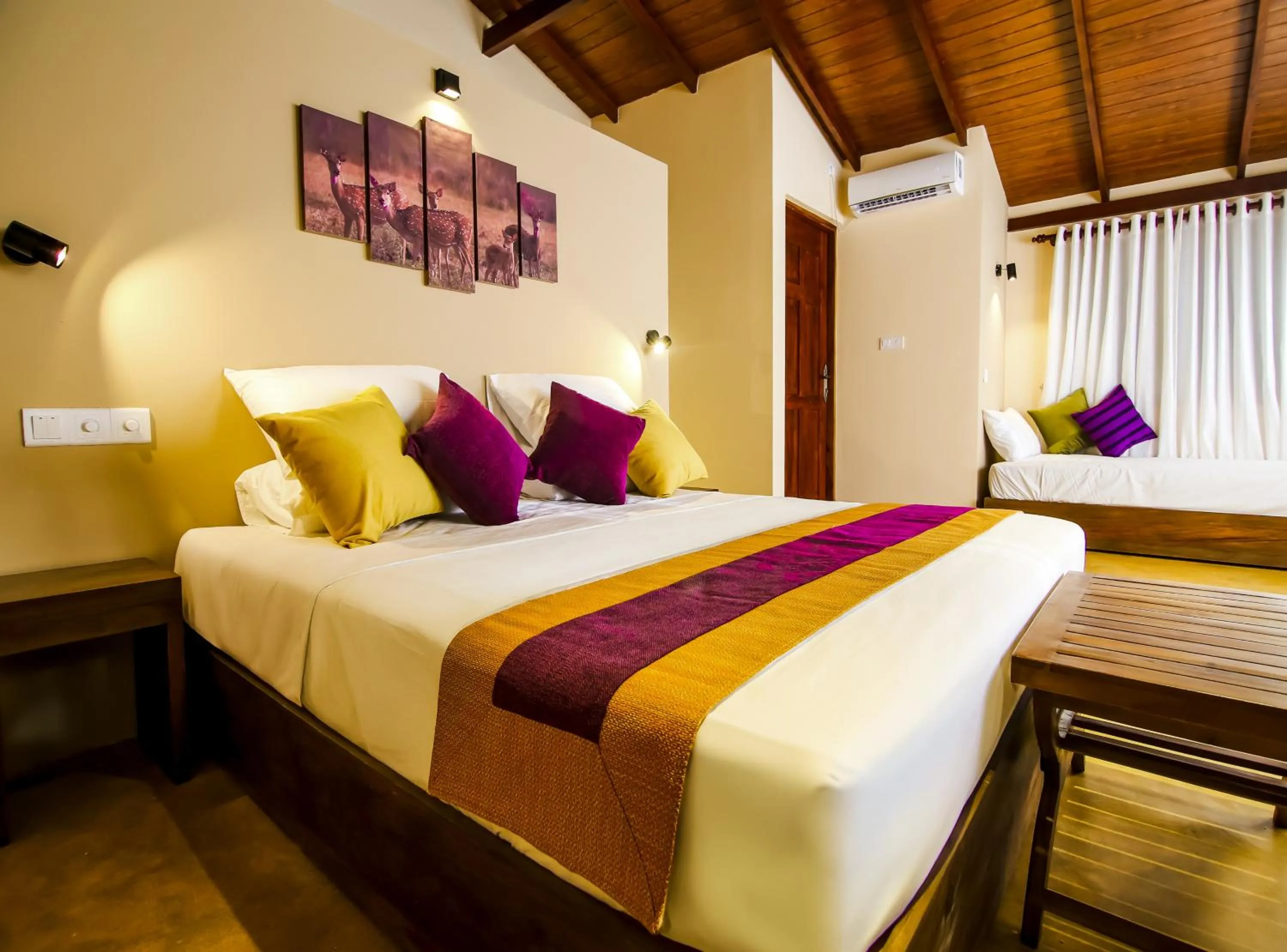 Bed in Cloud Nine Lanka Resort Wilpattu