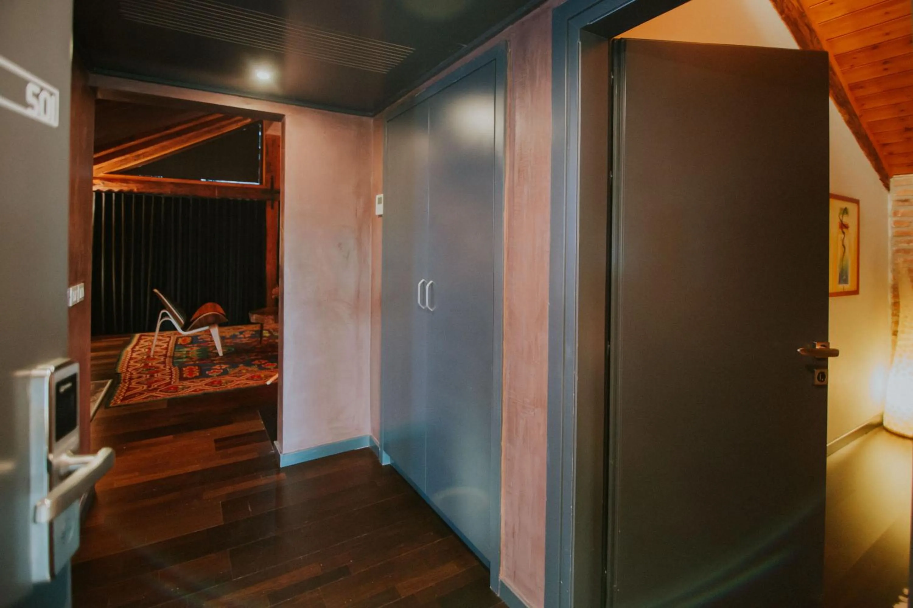 Bathroom in Dim's Hotel & Restaurant