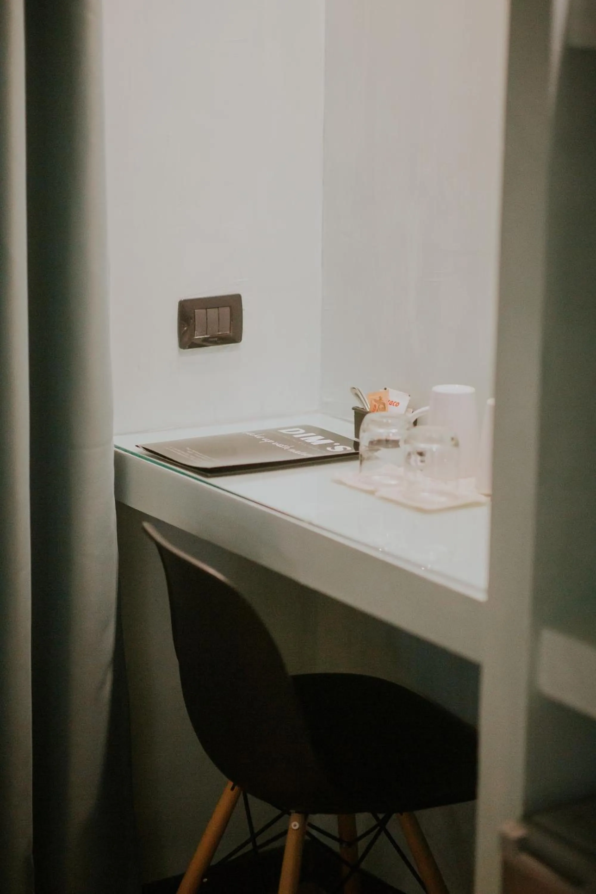 Bedroom in Dim's Hotel & Restaurant