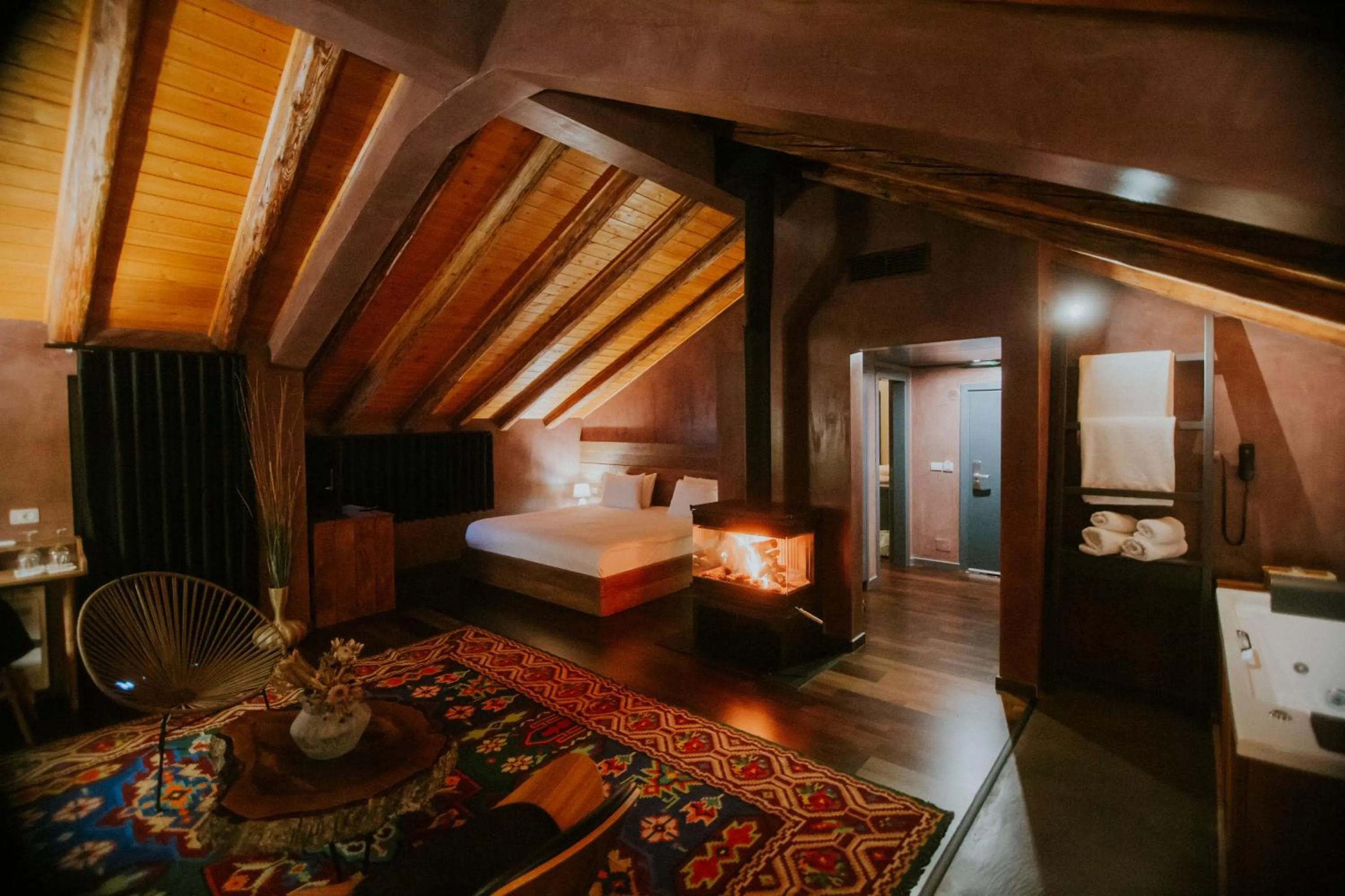 Bed in Dim's Hotel & Restaurant