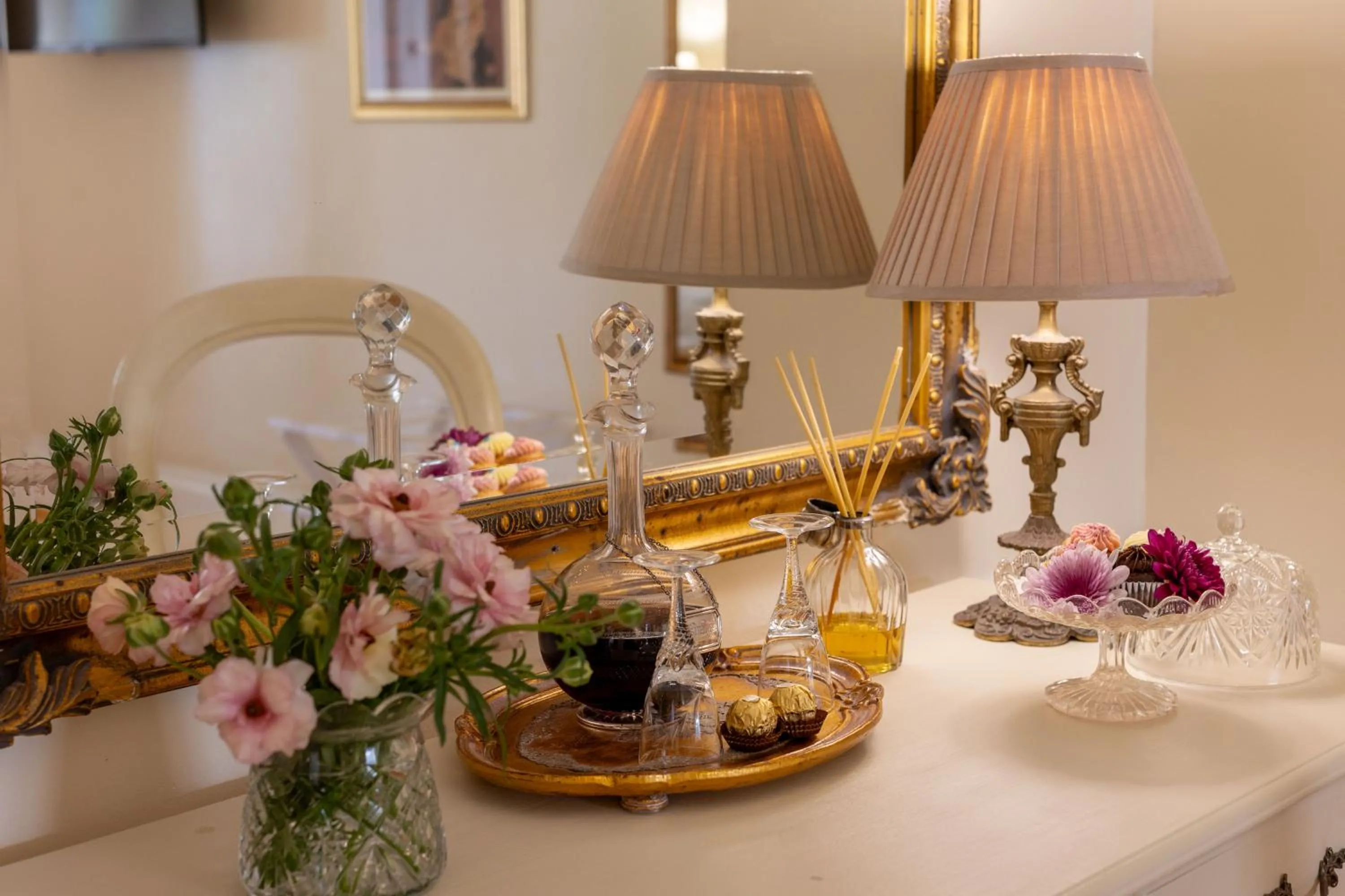 Drinks in Villa Puccini