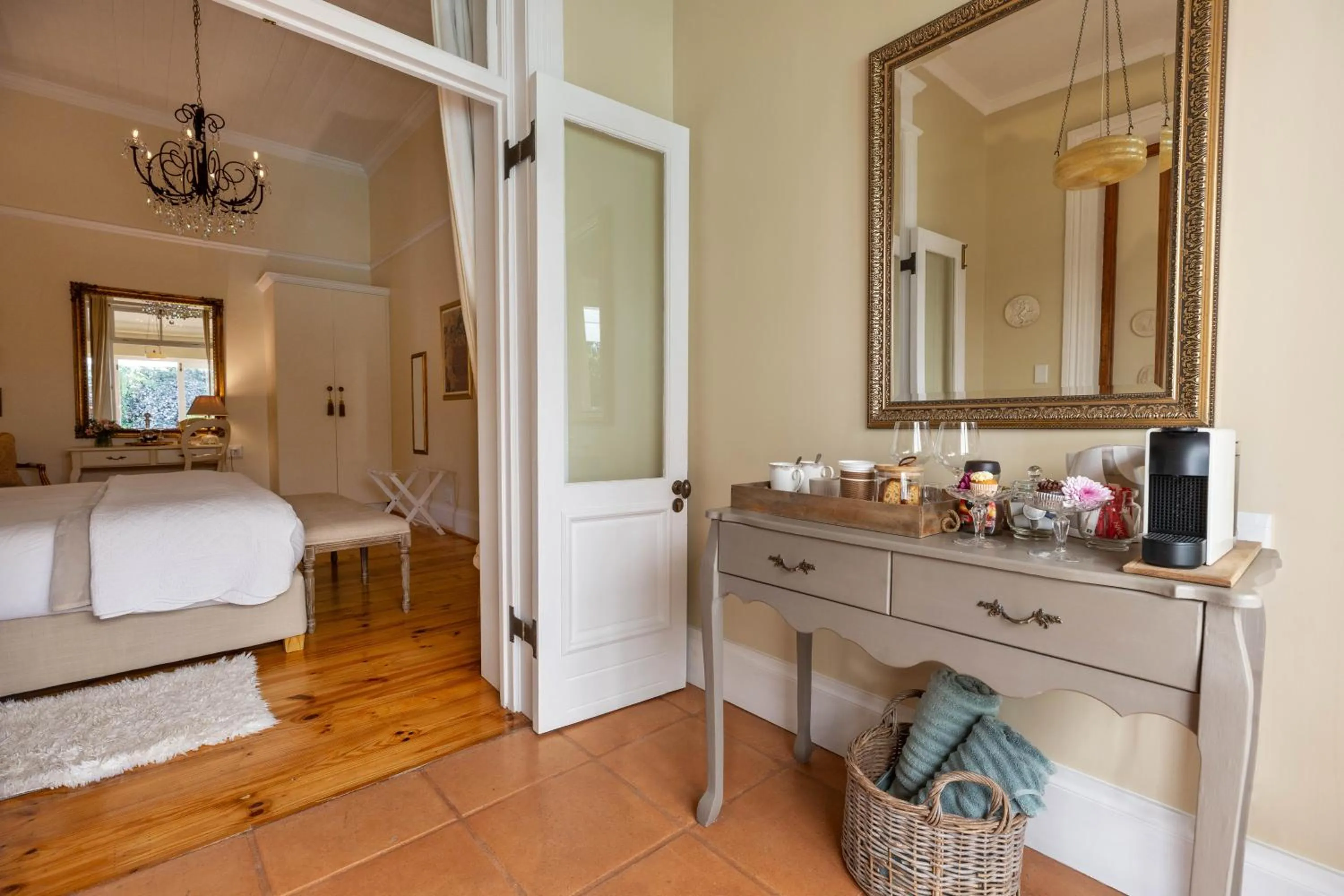 Kitchen or kitchenette, Bed in Villa Puccini