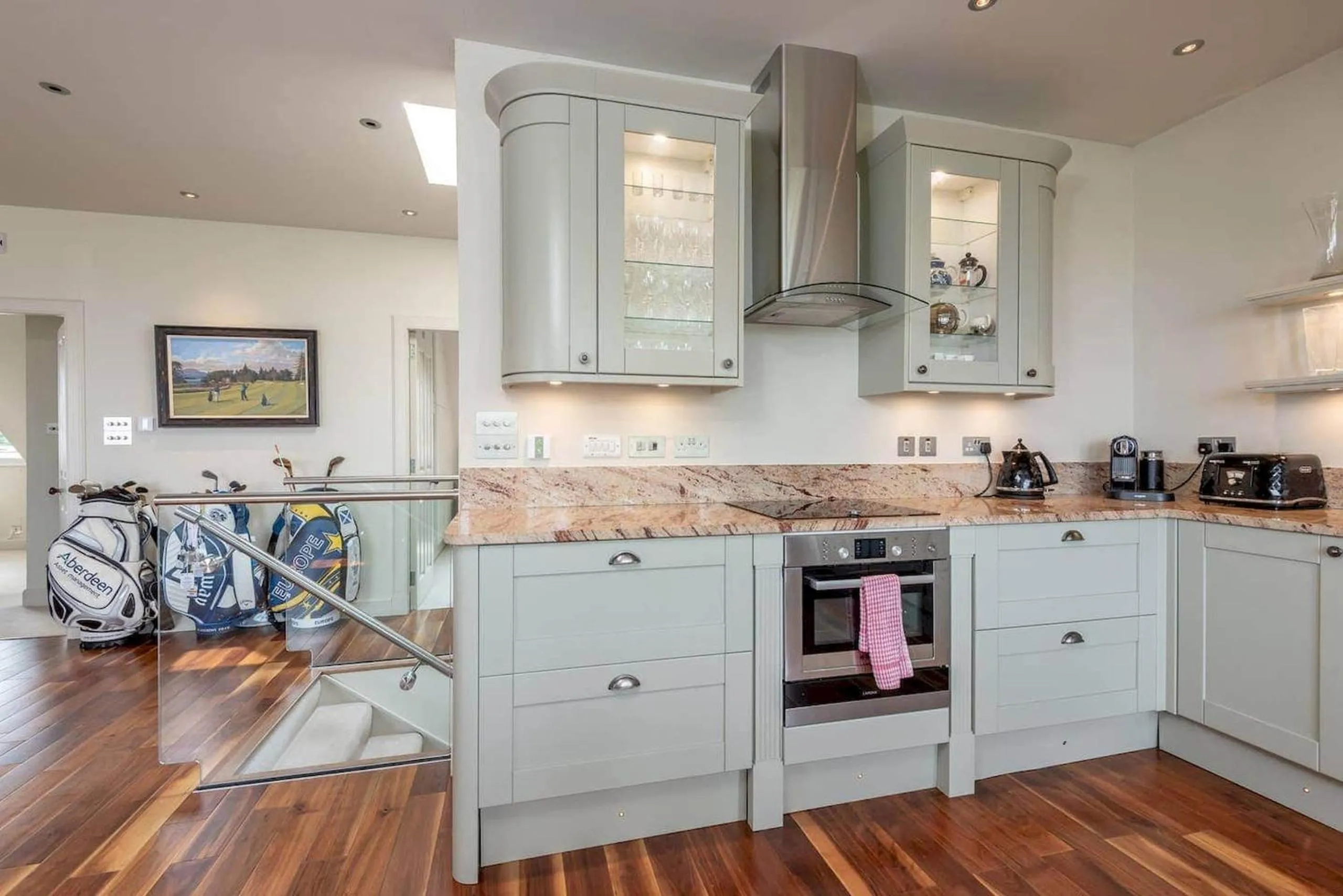 Kitchen or kitchenette in Gillespie Apartments - Spectacular Penthouse