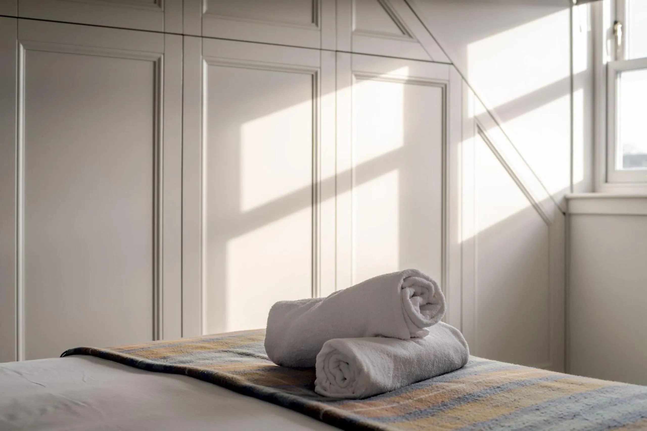 Bed in Gillespie Apartments - Spectacular Penthouse