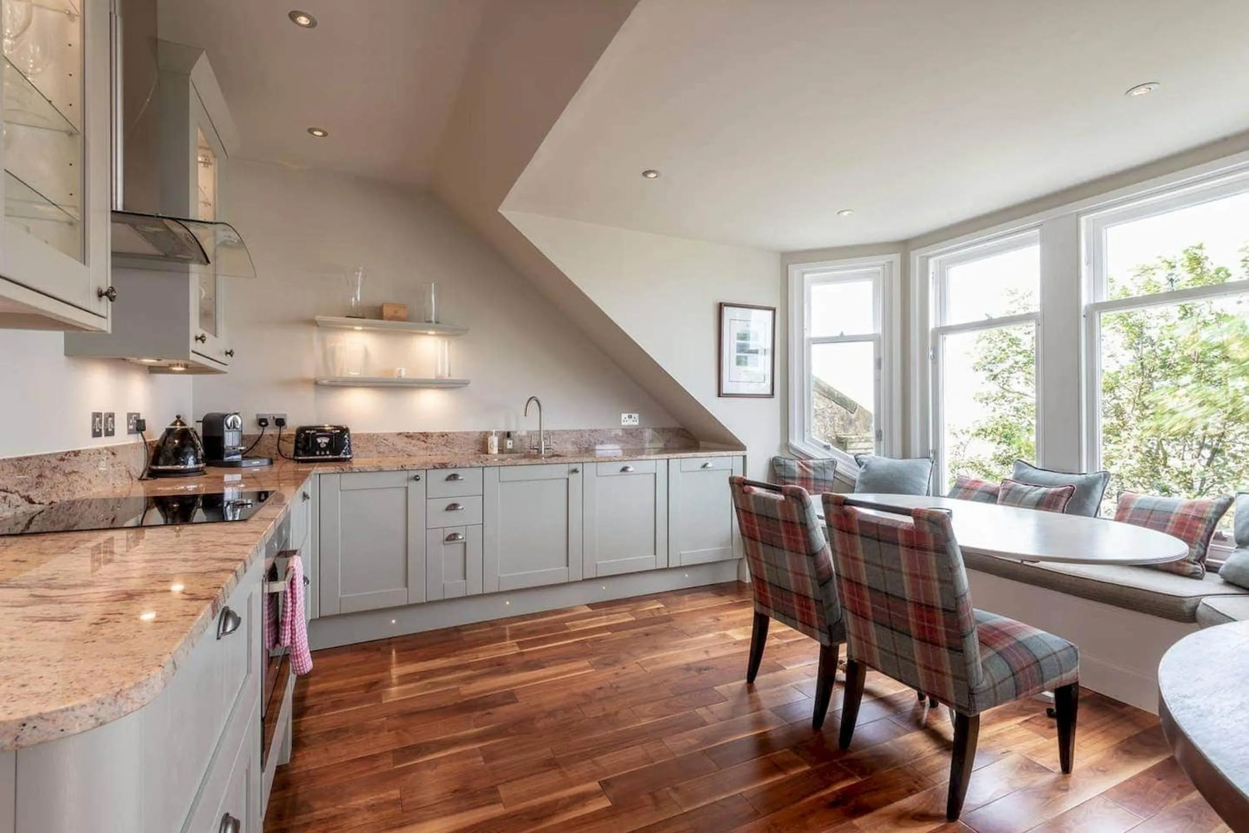 Kitchen or kitchenette in Gillespie Apartments - Spectacular Penthouse