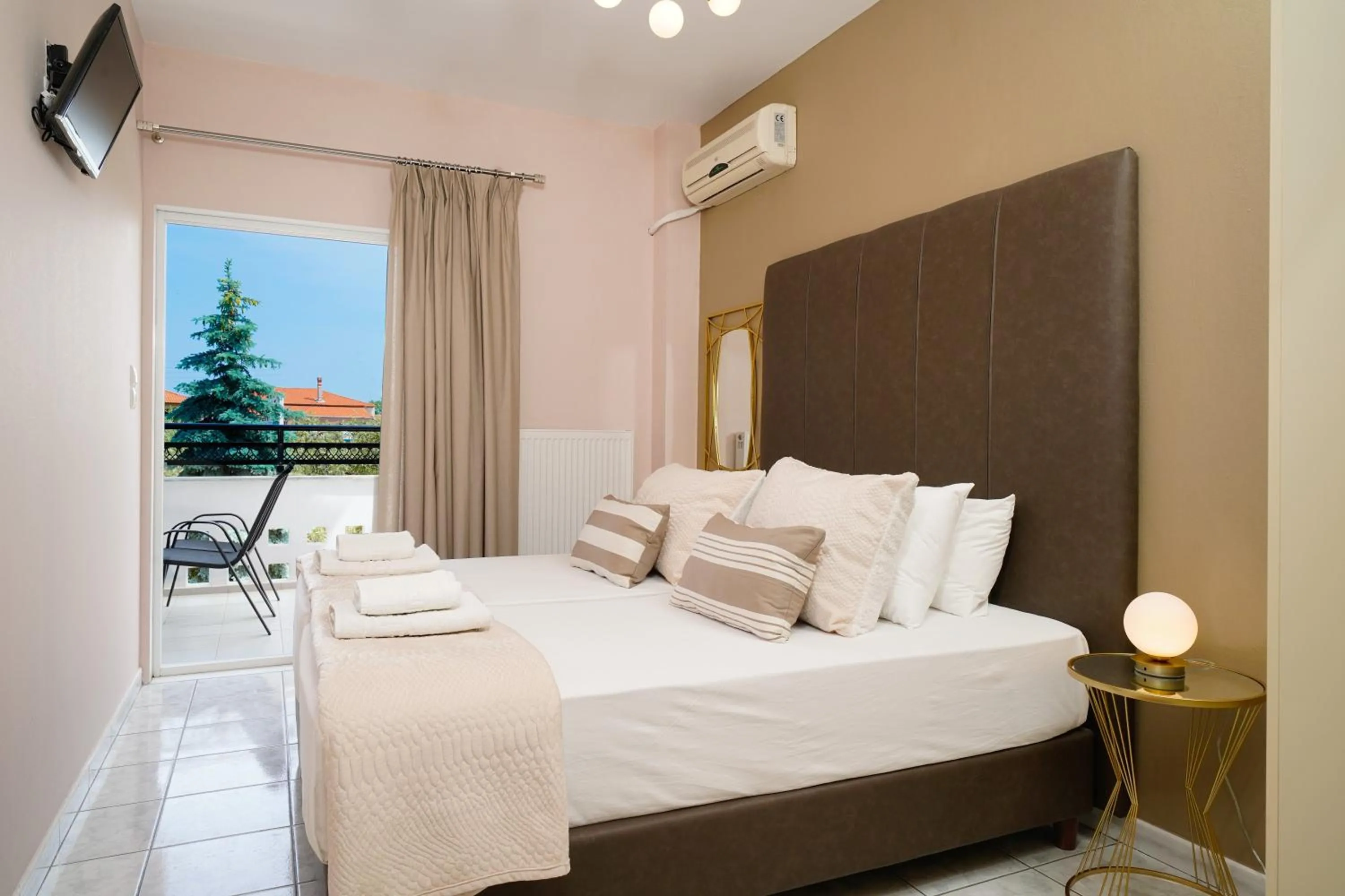 Deluxe Apartment in Studios Paradise