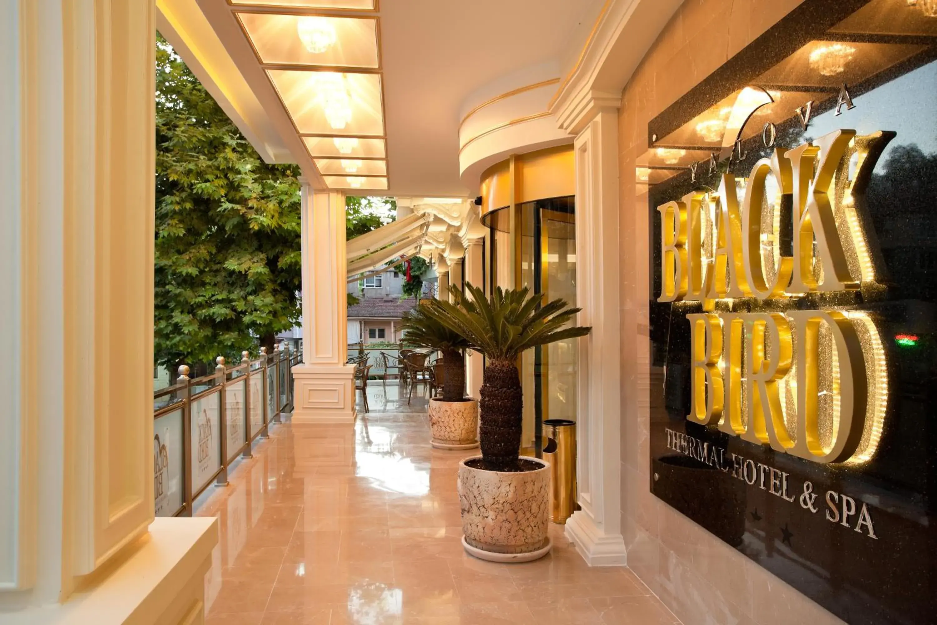 Facade/entrance in Black Bird Thermal Hotel & SPA Facade/entrance in Black Bird Thermal Hotel & SPA
