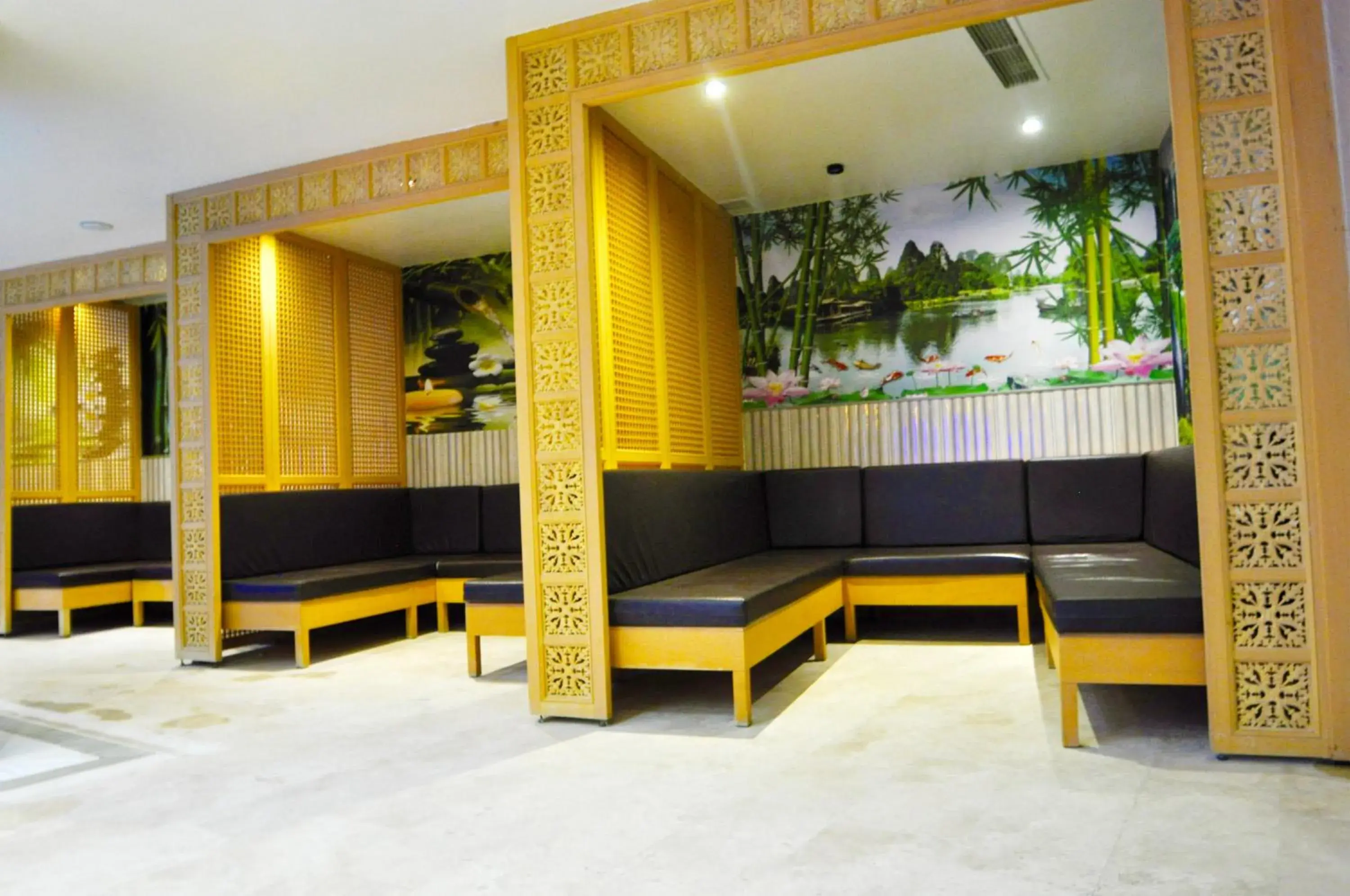 Spa and wellness centre/facilities in Black Bird Thermal Hotel & SPA Spa and wellness centre/facilities in Black Bird Thermal Hotel & SPA