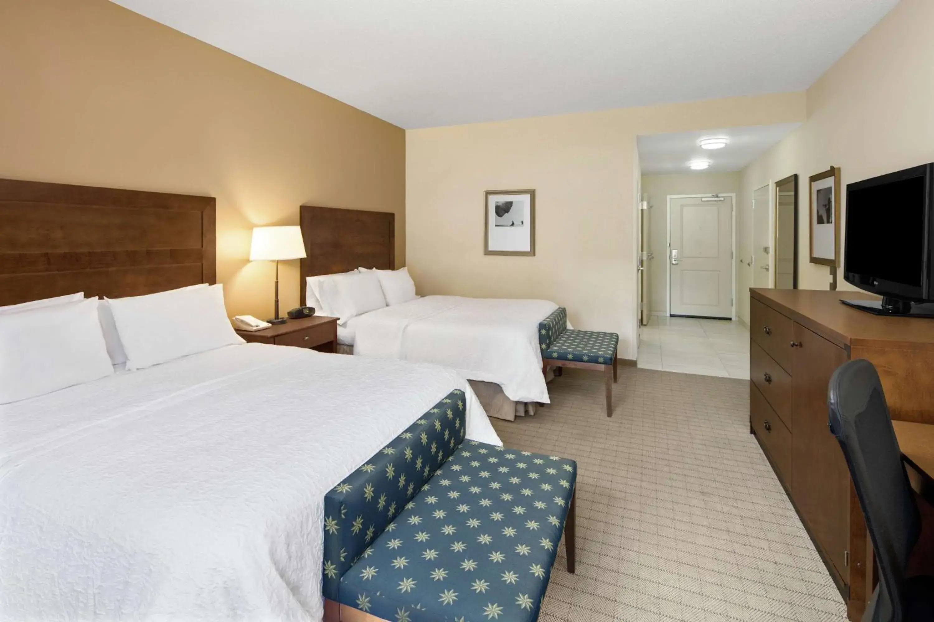 Queen Room with Two Queen Beds - Mobility and Hearing Access/Non-Smoking in Hampton Inn Columbus/South-Fort Benning Queen Room with Two Queen Beds - Mobility and Hearing Access/Non-Smoking in Hampton Inn Columbus/South-Fort Benning