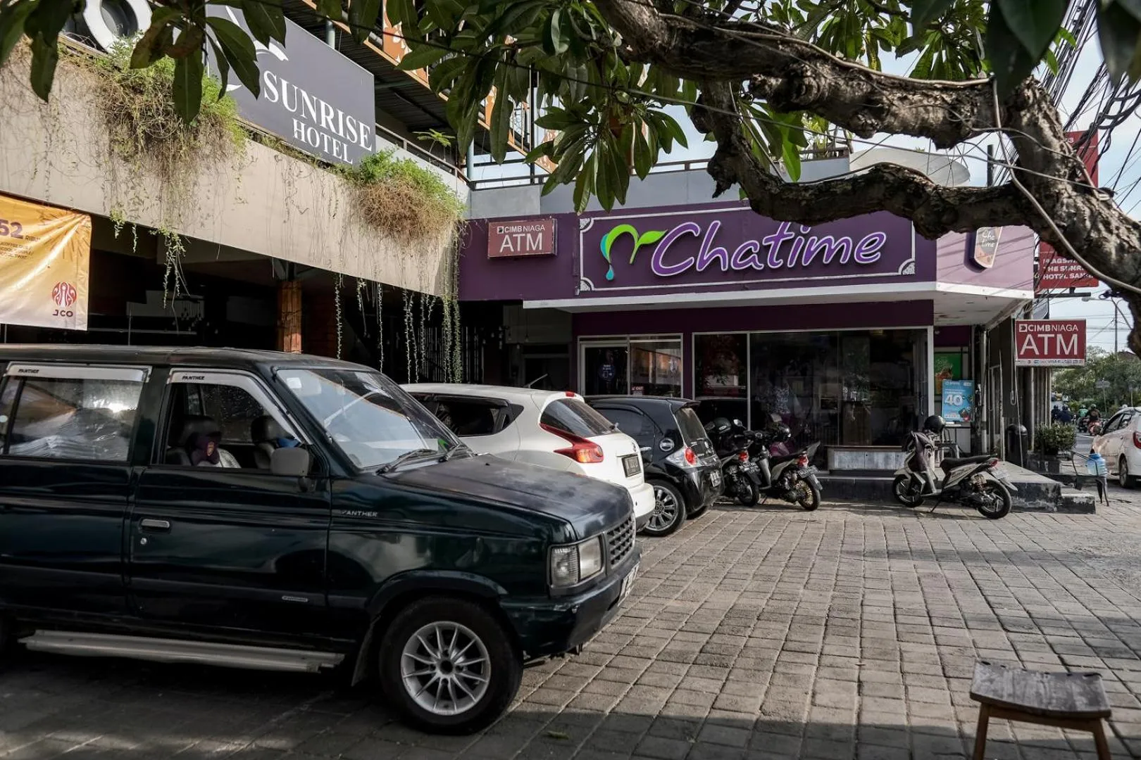 Parking in RedDoorz Plus at Sunrise Hotel Sanur