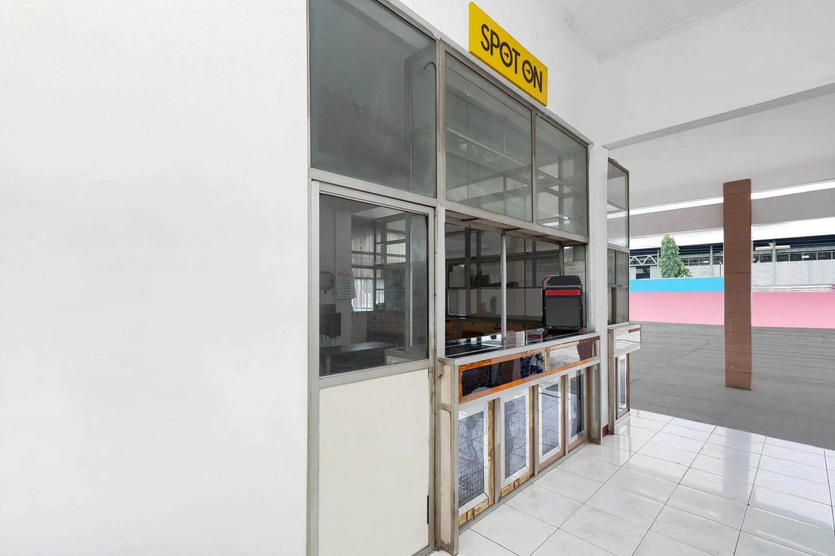 Lobby or reception in Hotel O Saudara