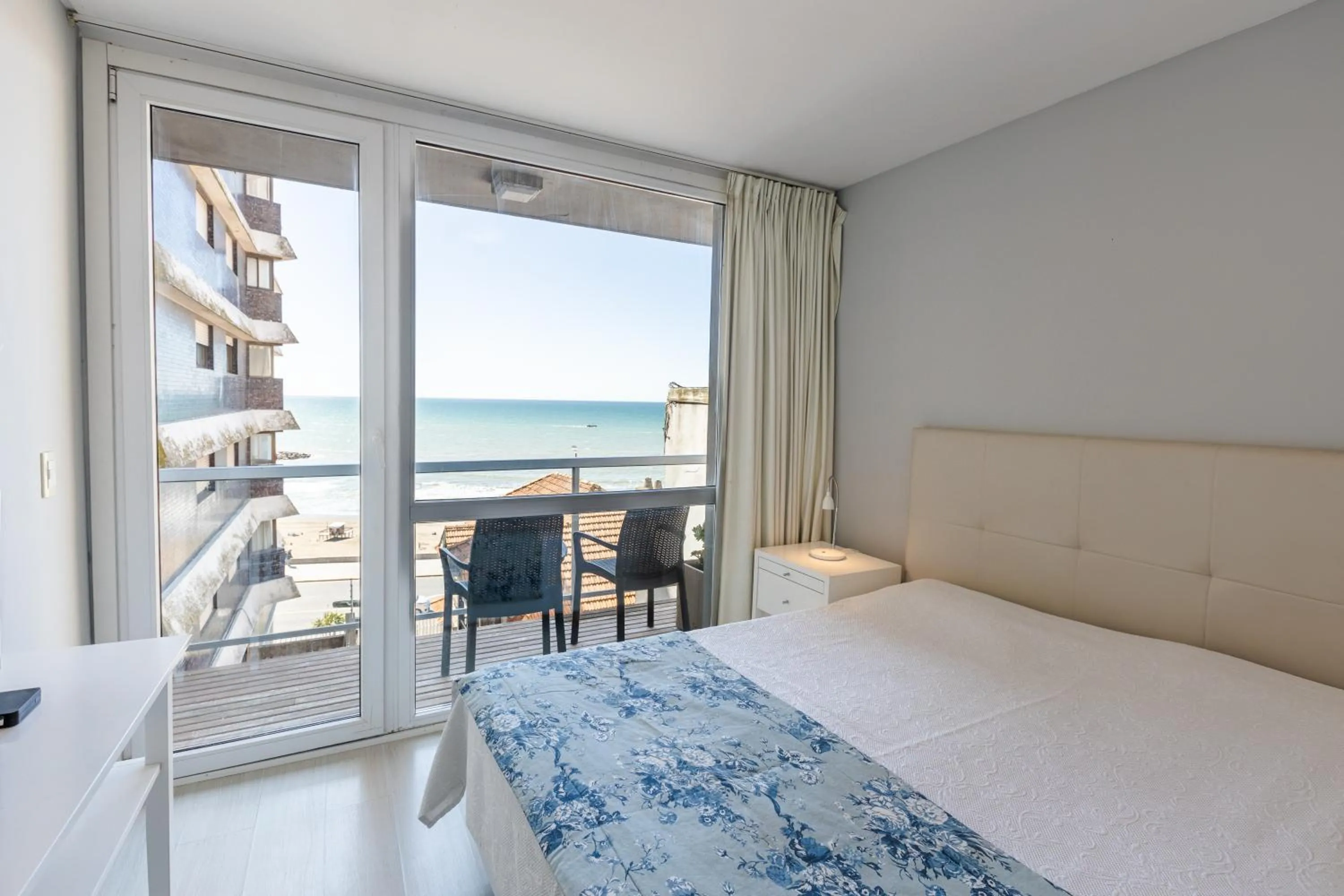 Balcony/Terrace, Bed in DeptosVip - Gascón