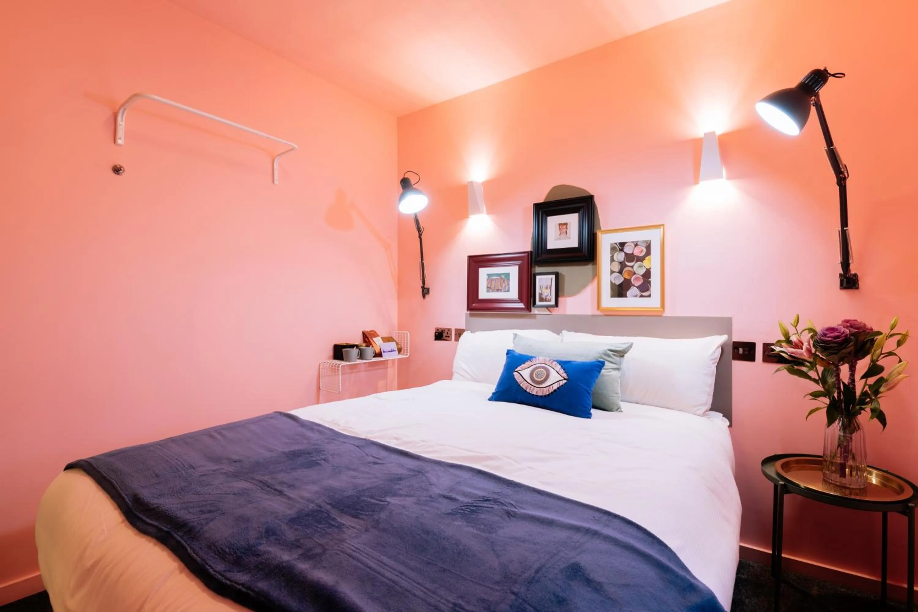 Bed in The Warwick By Nestor