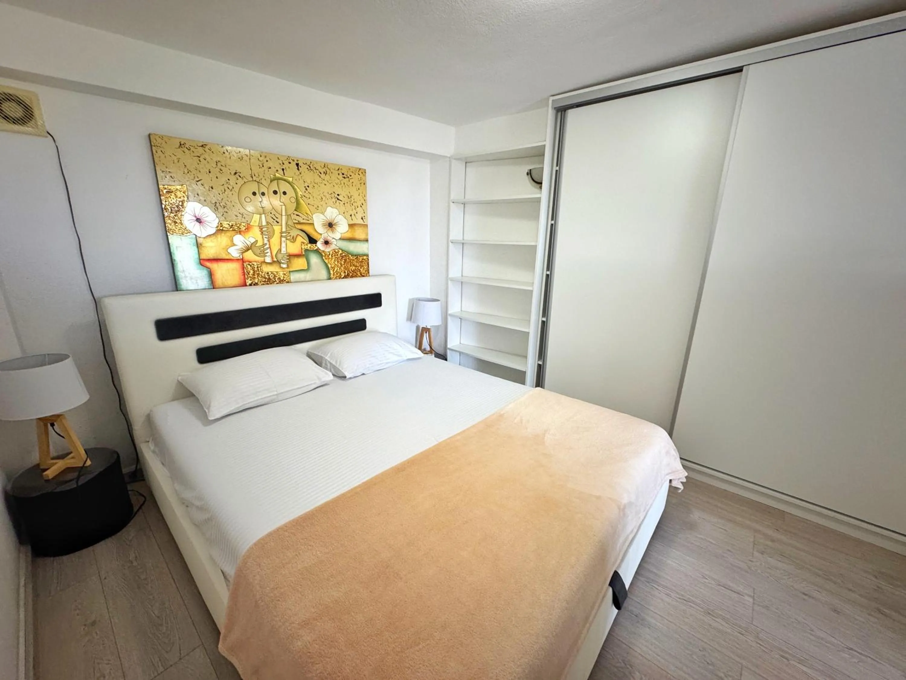 Bedroom, Bed in Apartmani Avanti Becici