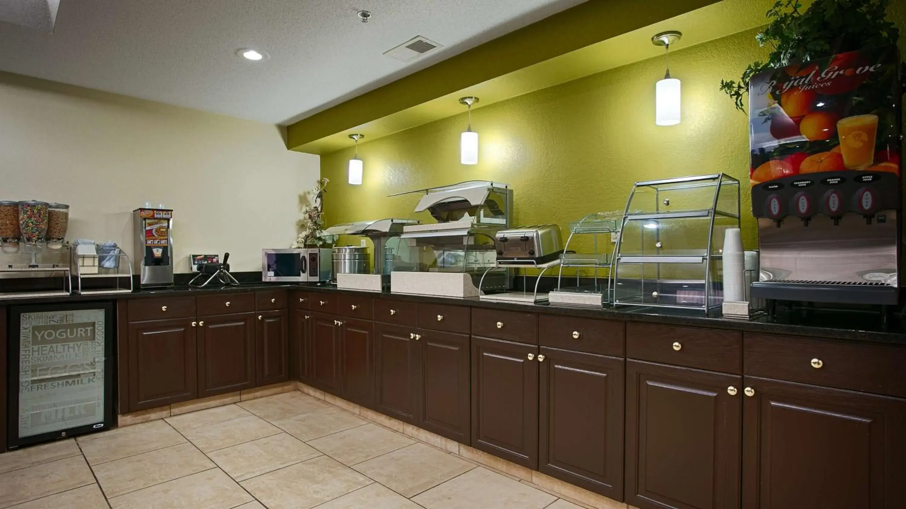 Restaurant/places to eat in Best Western Lake Cumberland Inn Restaurant/places to eat in Best Western Lake Cumberland Inn