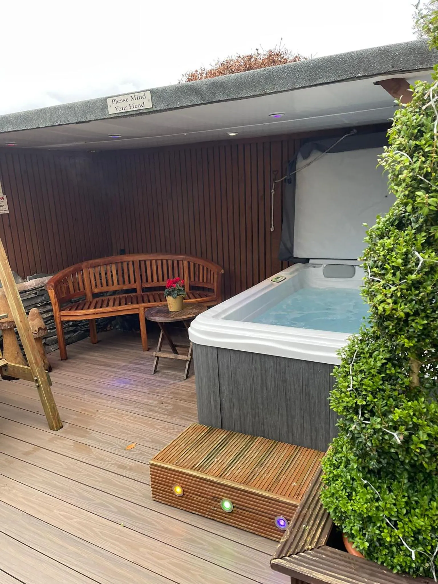 Hot Tub in Windermere Boutique Hotel Spa Suites & Hot Tubs