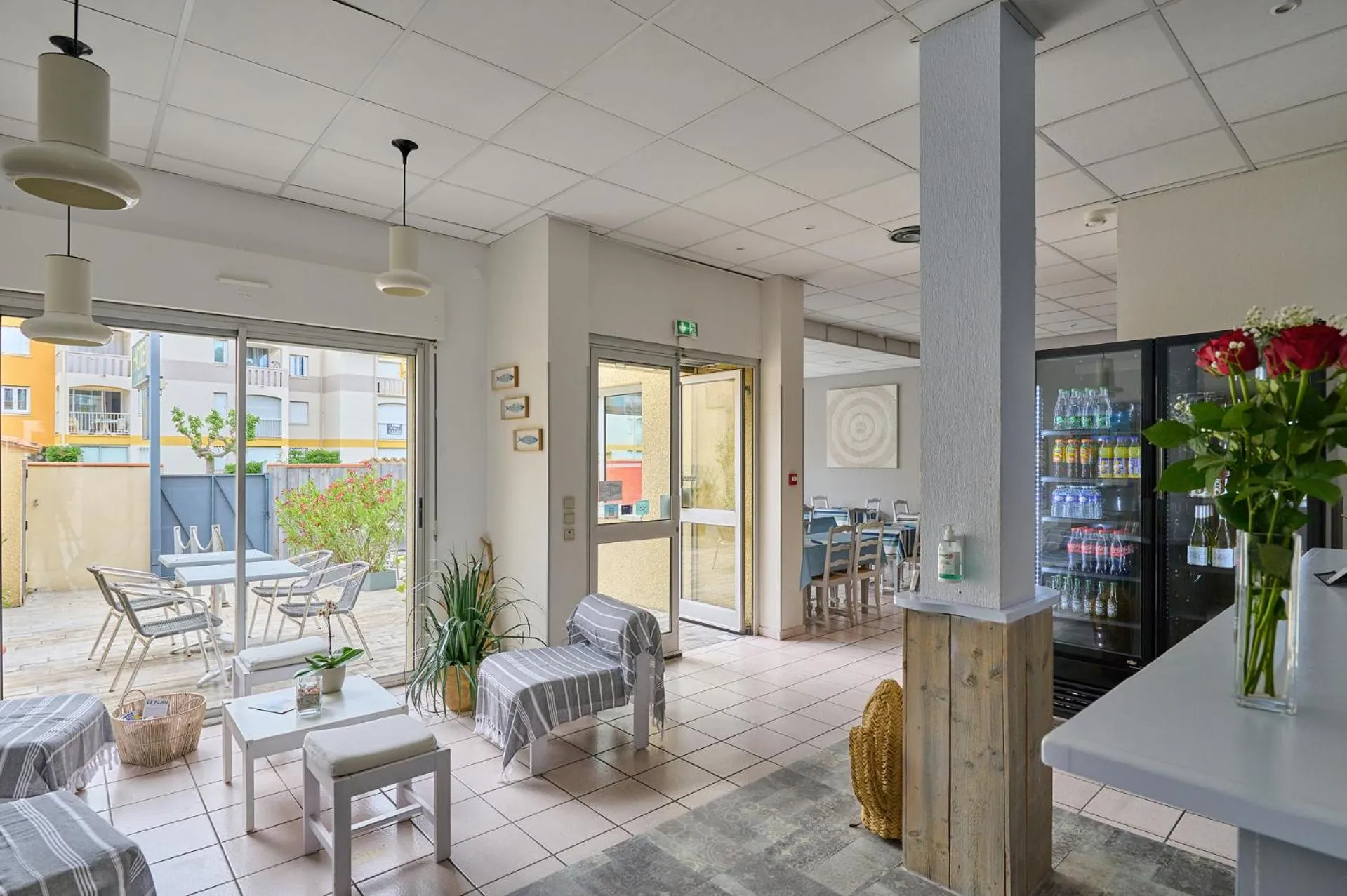 Lobby or reception in Hôtel Les Mimosas