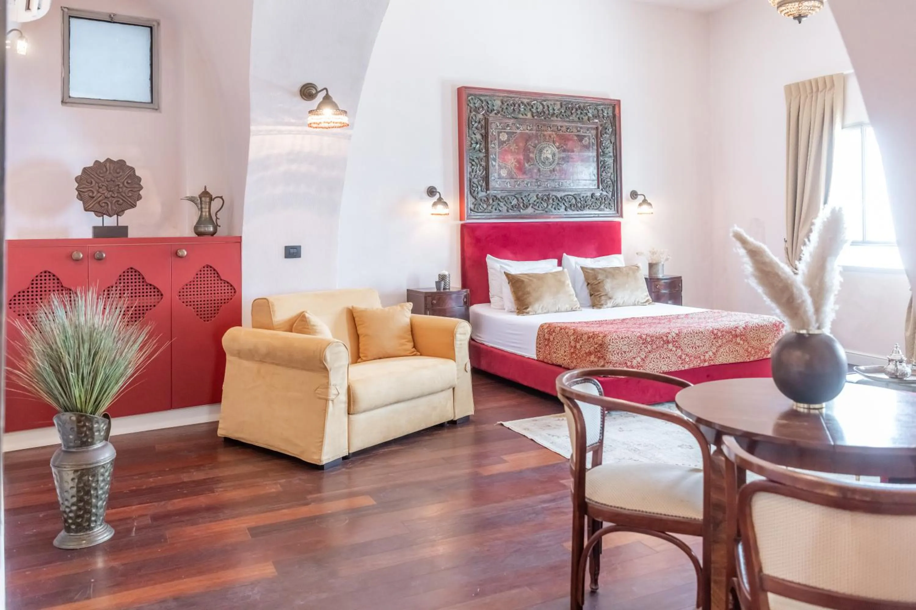 TV and multimedia in Casa Nova - Luxury Suites & Boutique Apart-Hotel