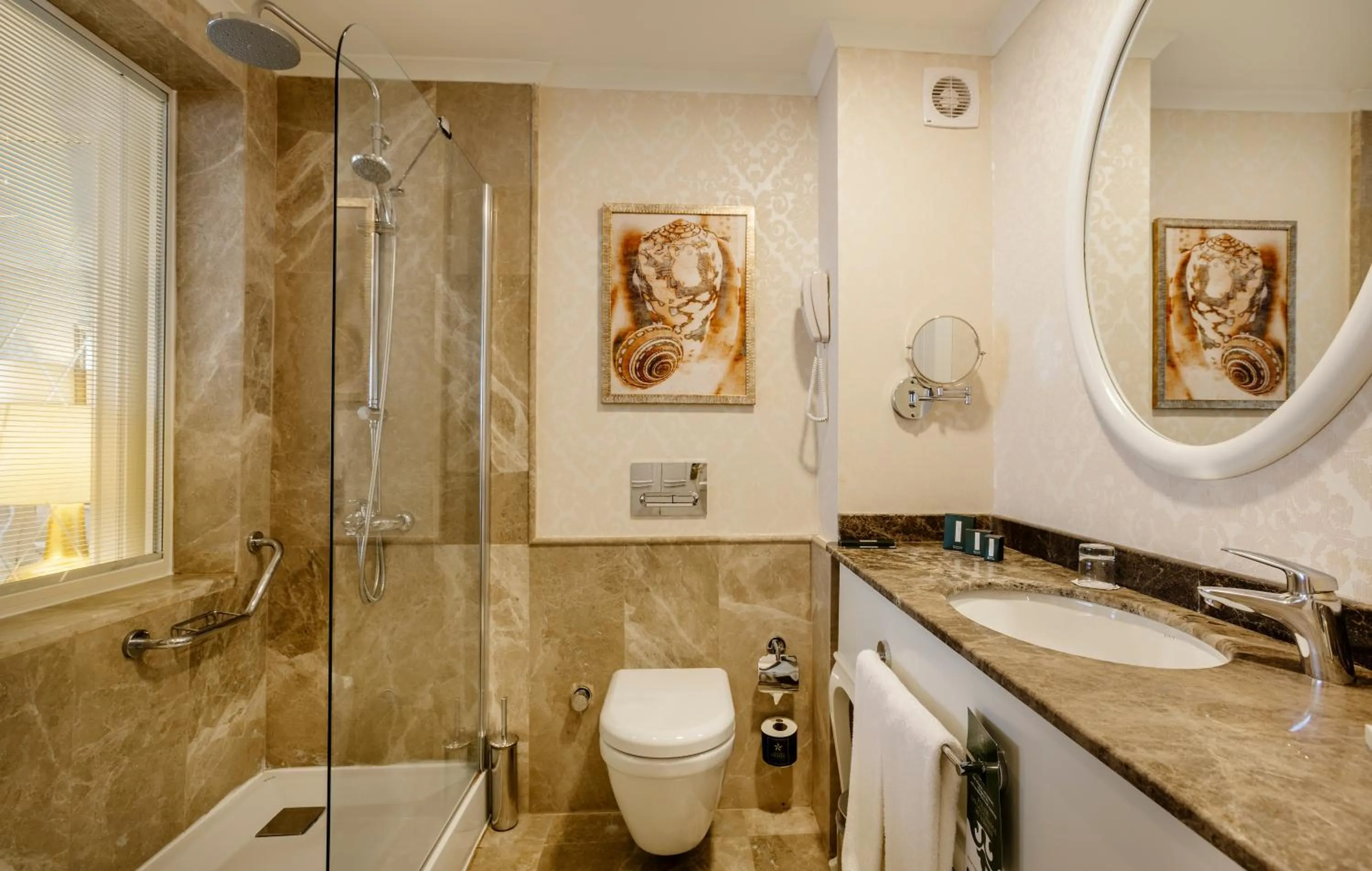 Bathroom in Grand Pasha Hotel & Spa Kyrenia