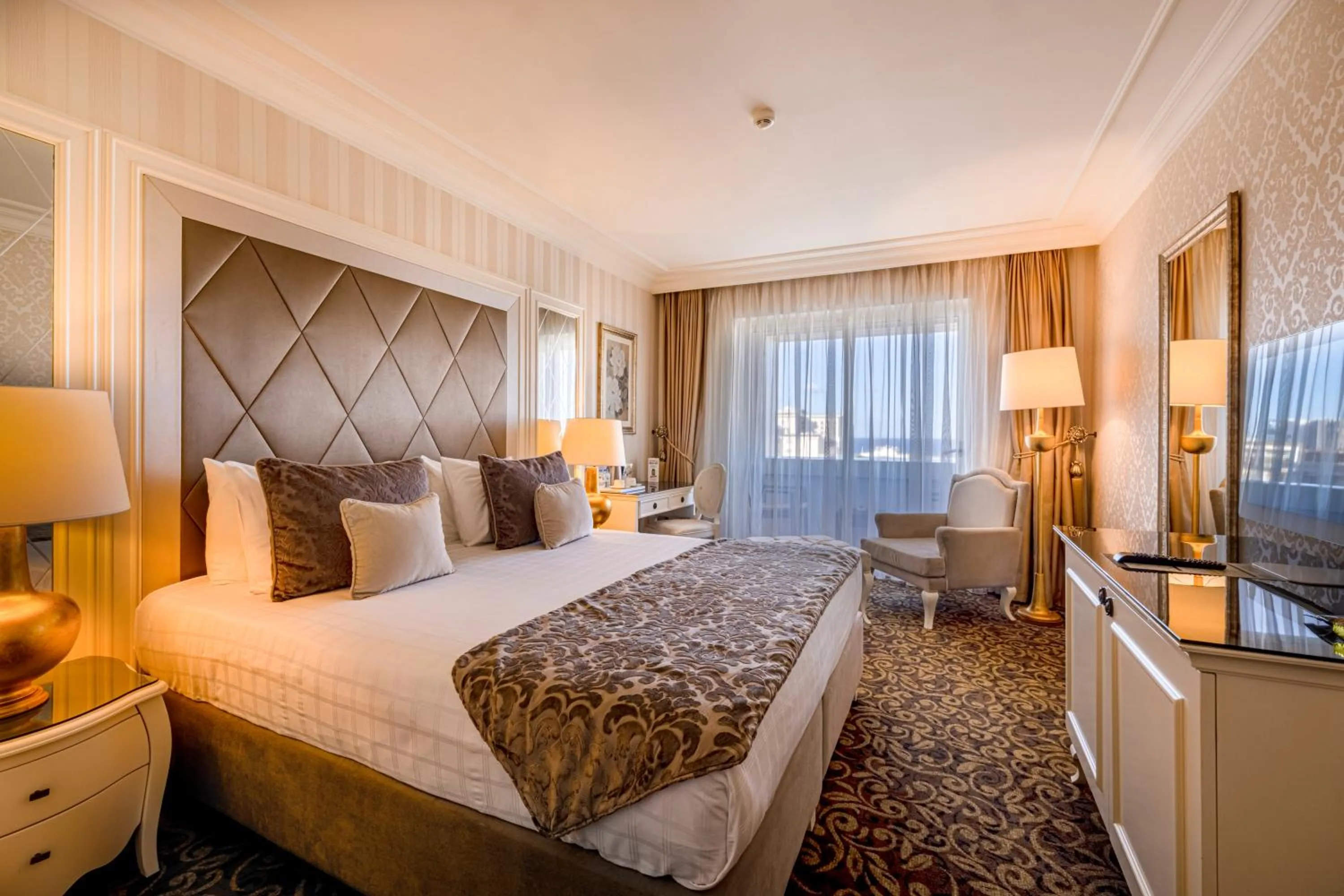 Photo of the whole room, Bed in Grand Pasha Hotel & Spa Kyrenia