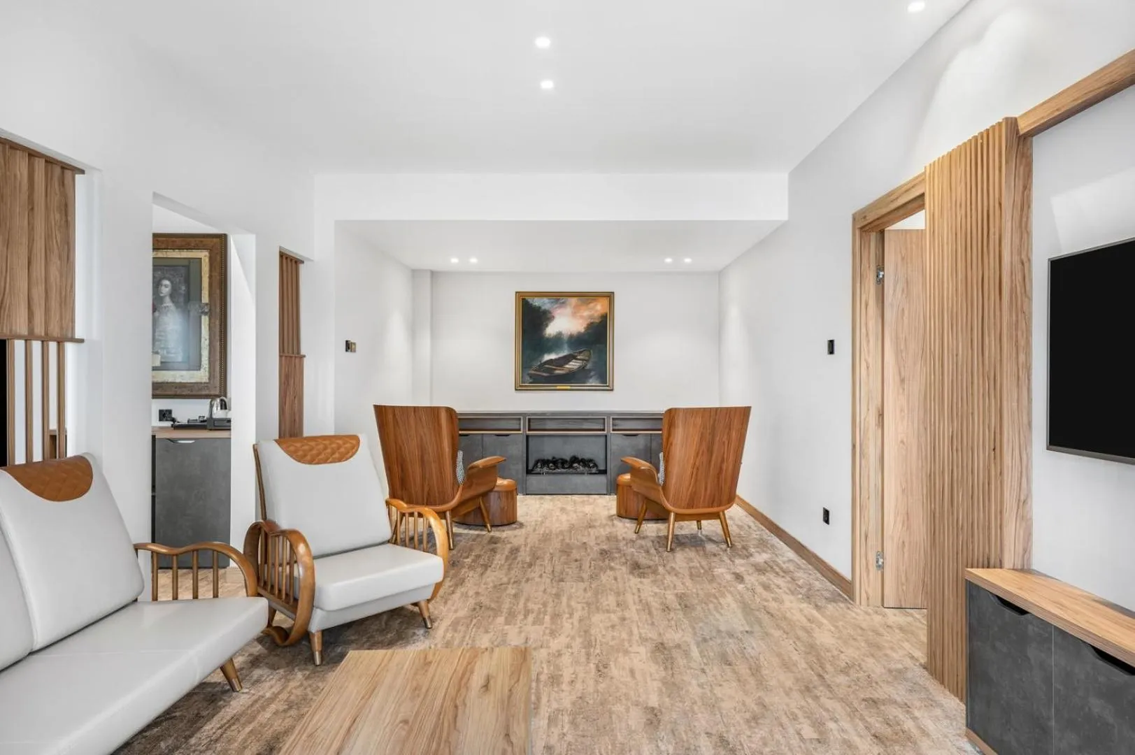 TV and multimedia in Movenpick Resort and Spa Fruske Terme