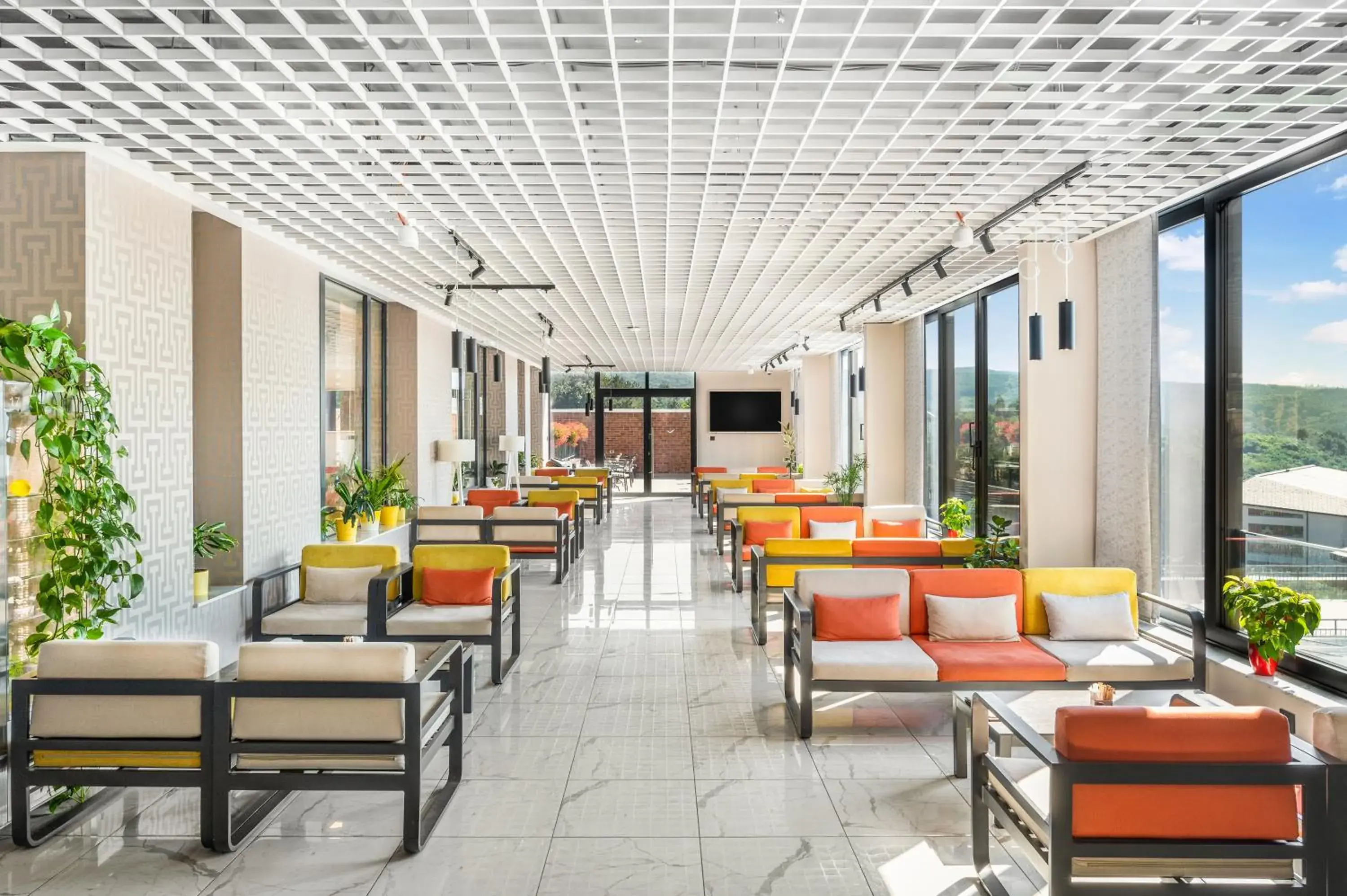 Lounge or bar in Movenpick Resort and Spa Fruske Terme Lounge or bar in Movenpick Resort and Spa Fruske Terme