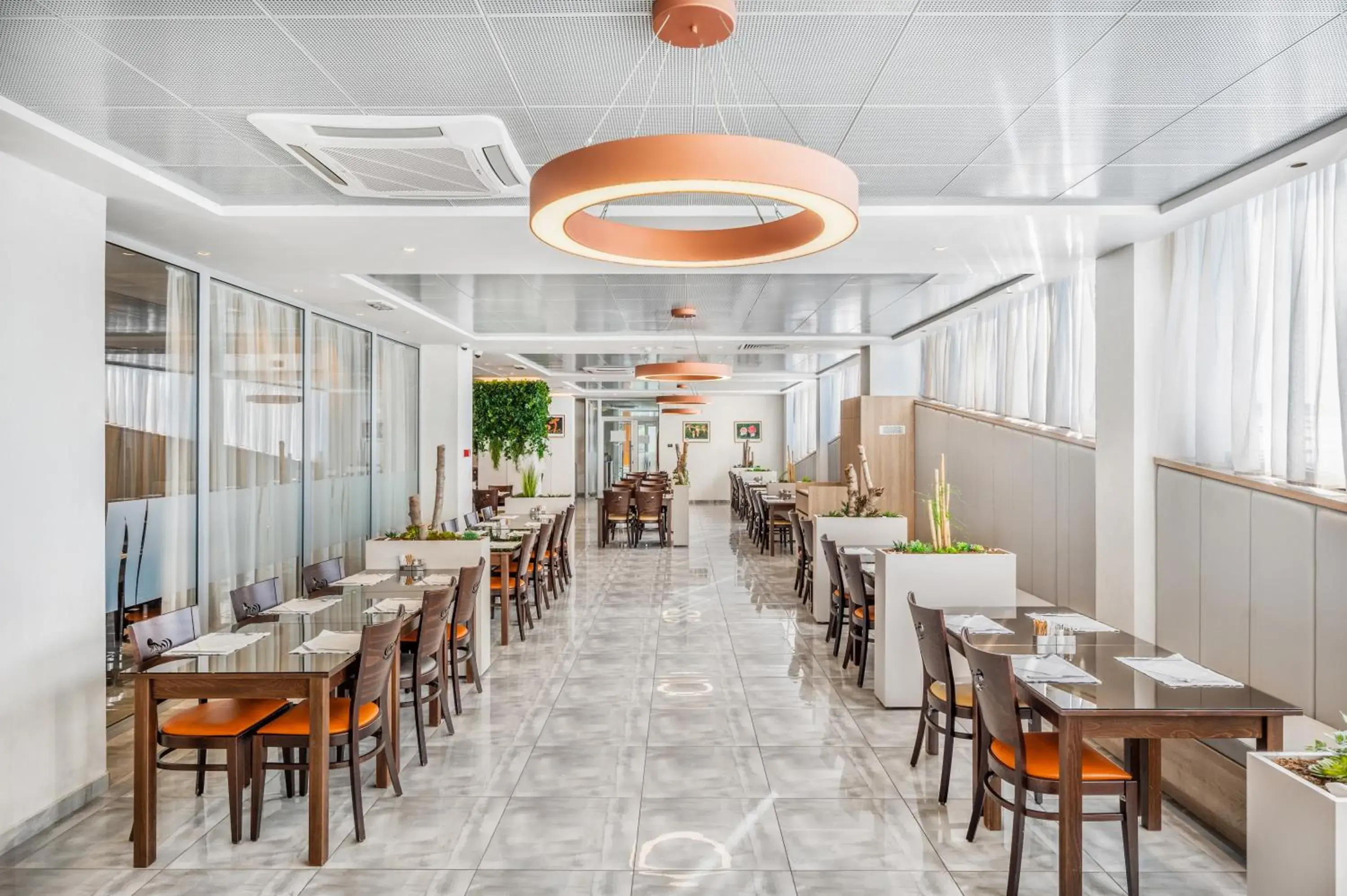 Restaurant/places to eat in Movenpick Resort and Spa Fruske Terme Restaurant/places to eat in Movenpick Resort and Spa Fruske Terme