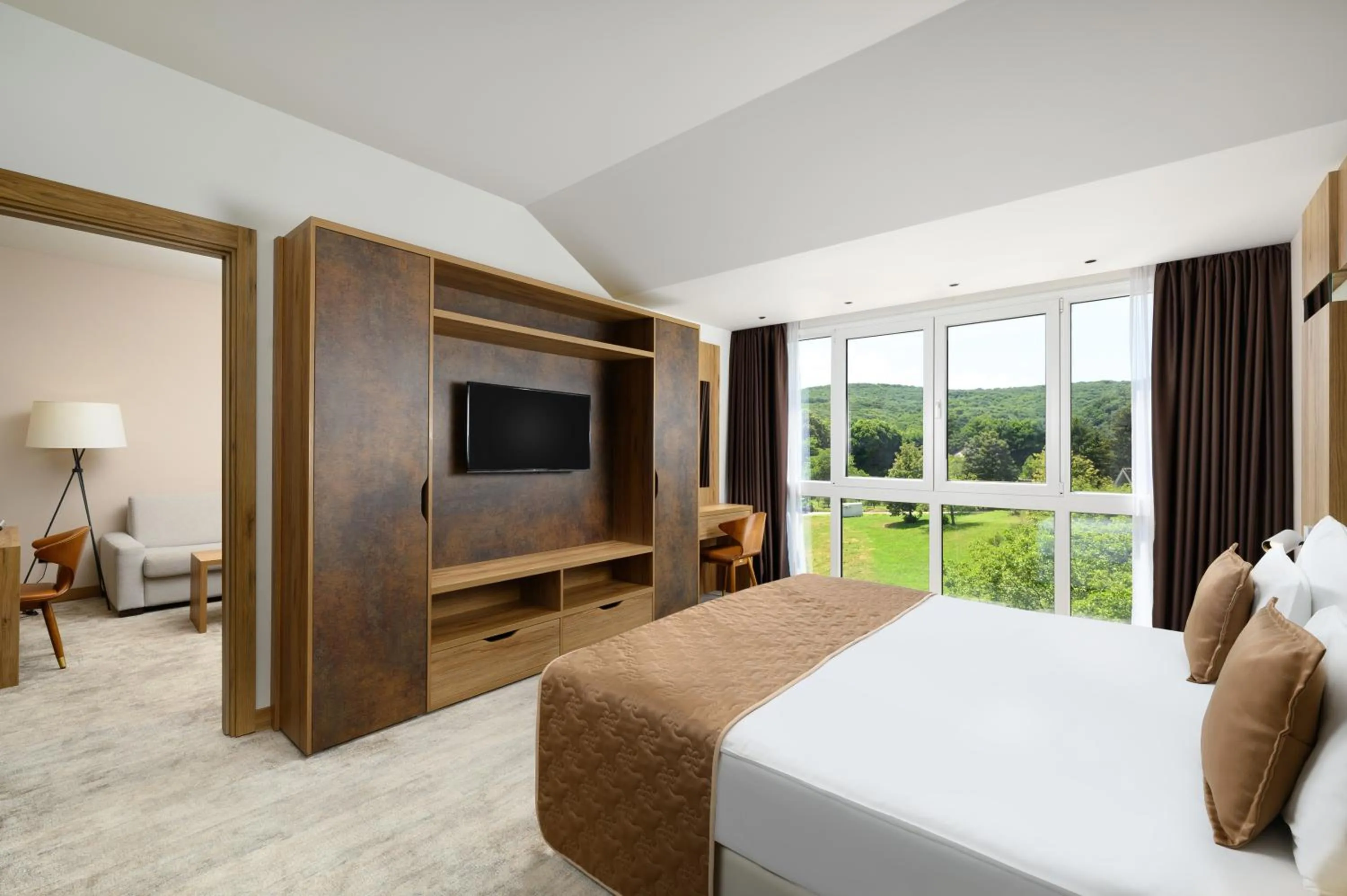 Bed in Movenpick Resort and Spa Fruske Terme