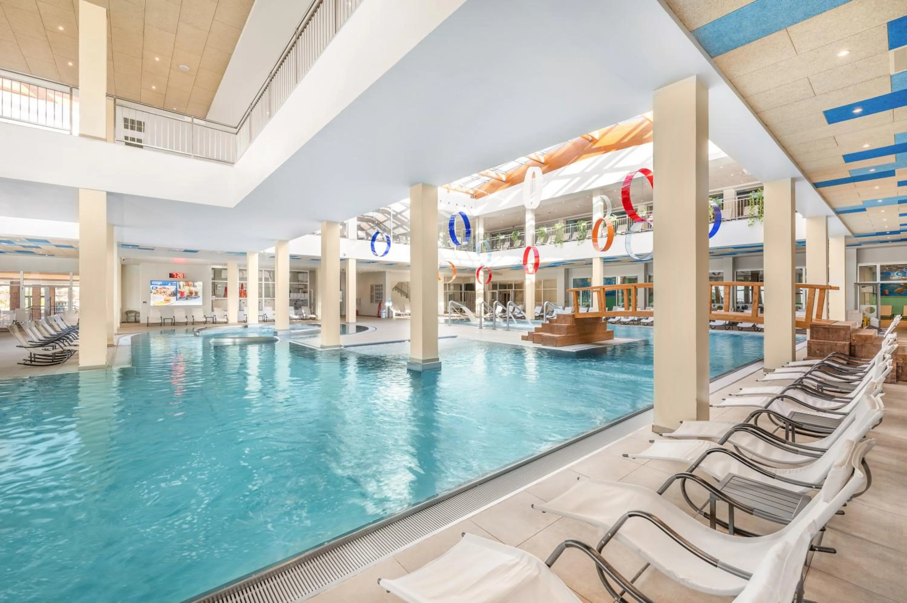 Swimming pool in Movenpick Resort and Spa Fruske Terme