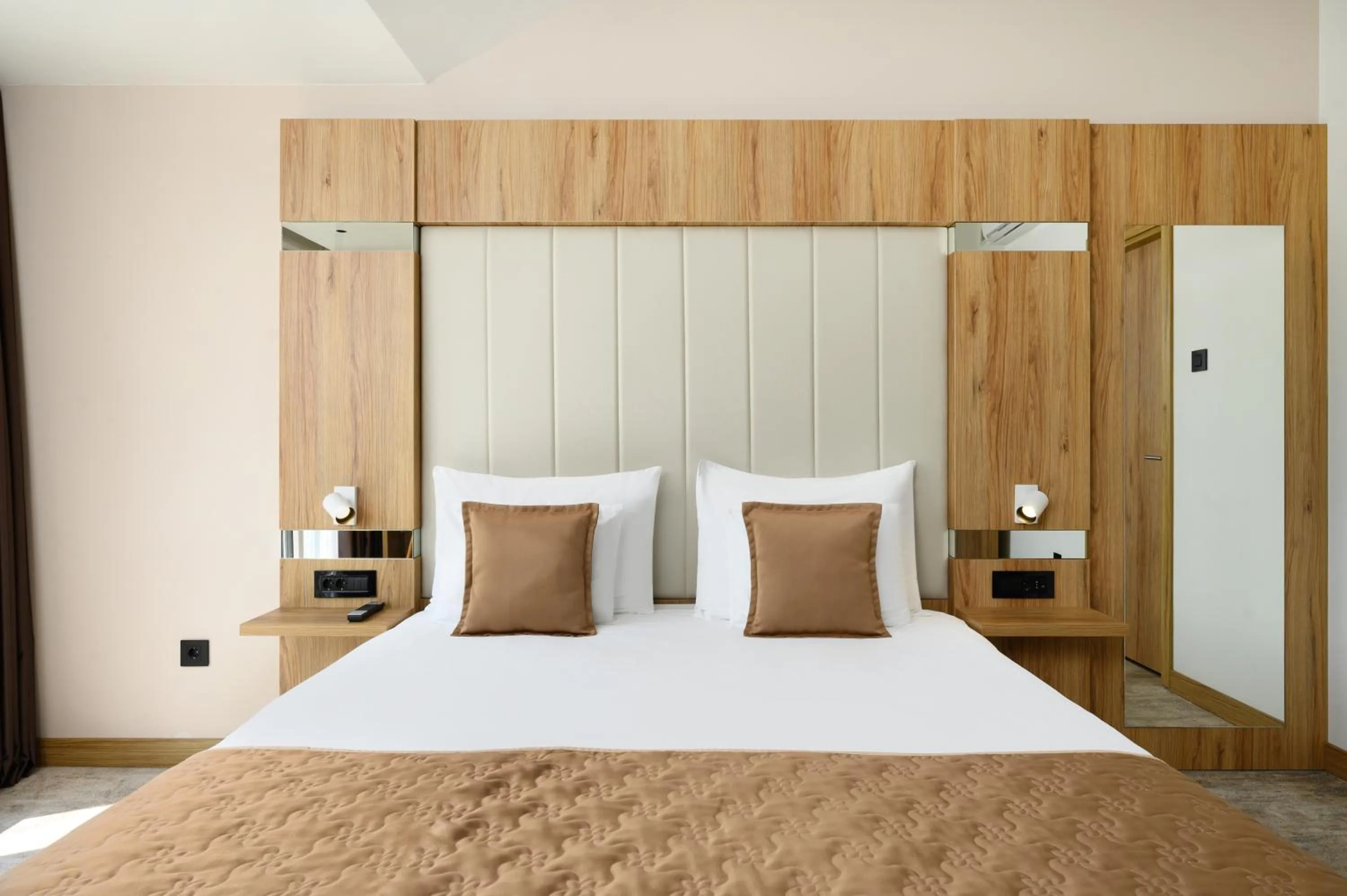 Bed in Movenpick Resort and Spa Fruske Terme