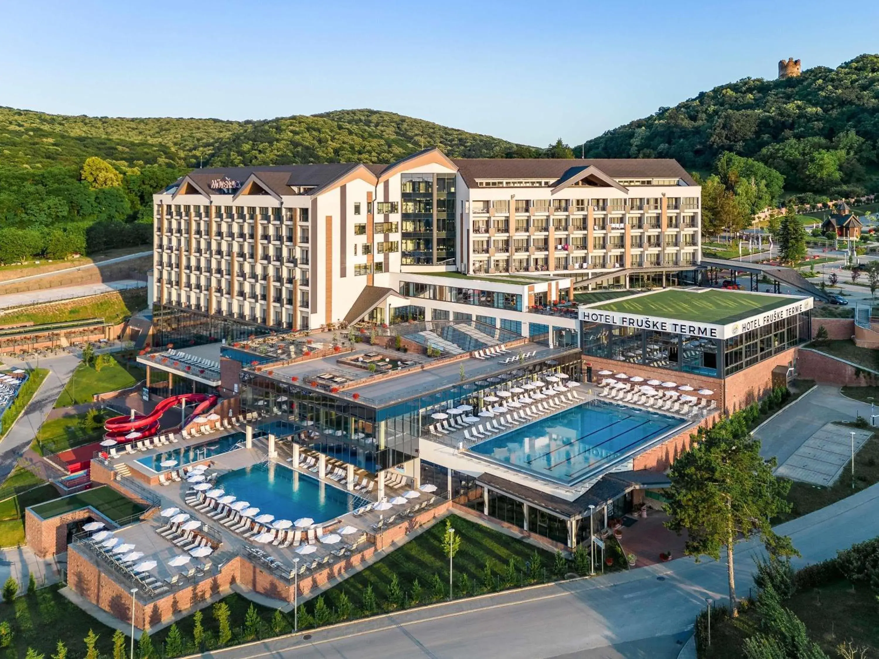 Pool view in Movenpick Resort and Spa Fruske Terme Pool view in Movenpick Resort and Spa Fruske Terme