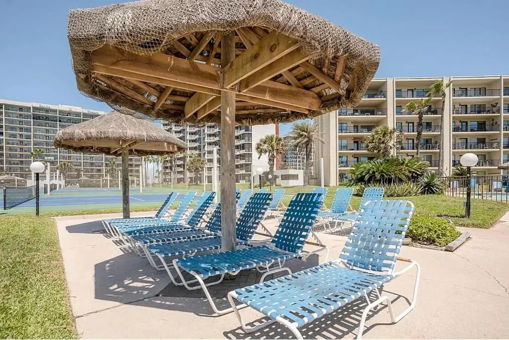 Royale Beach and Tennis Club