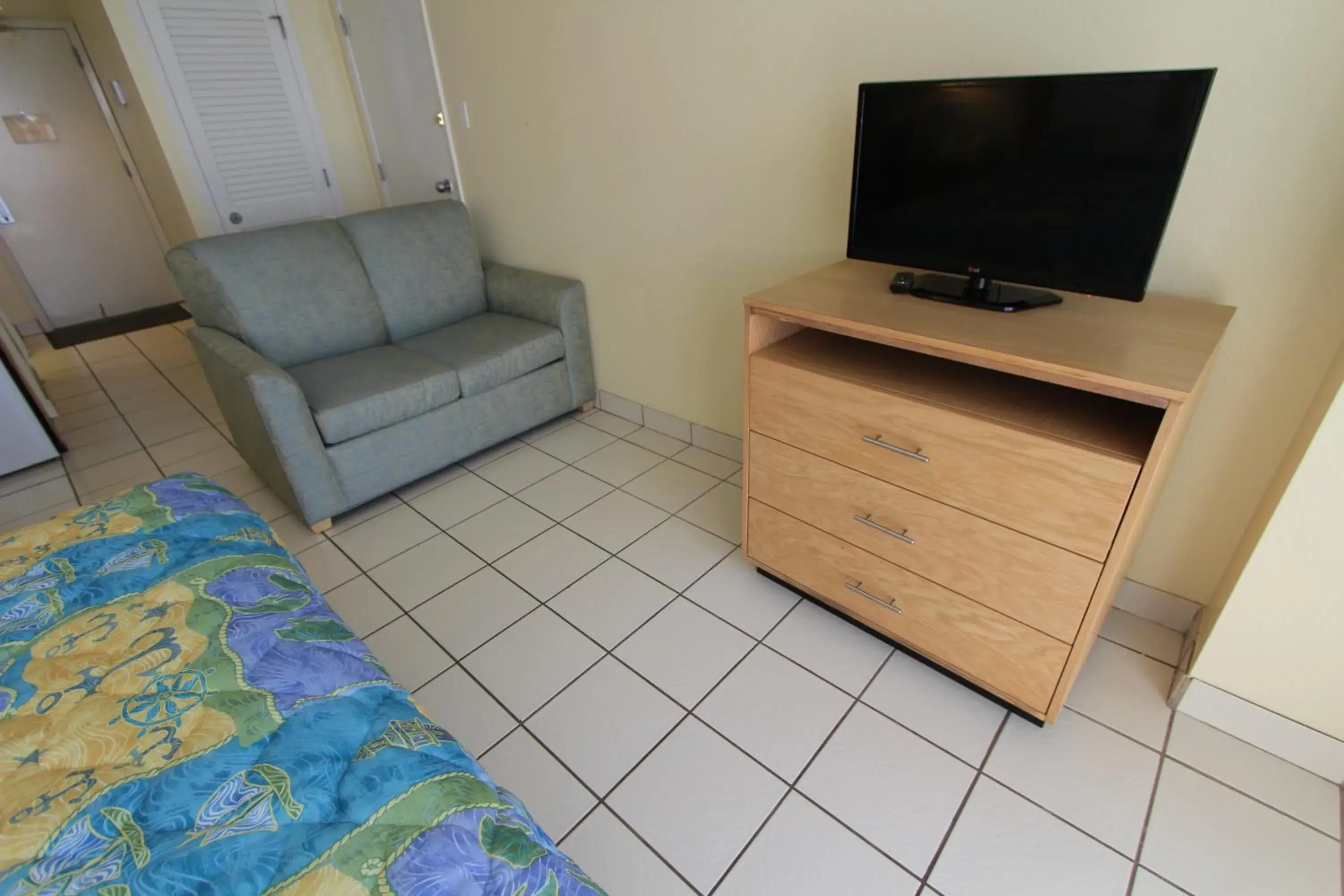 Bed in Royale Beach and Tennis Club Bed in Royale Beach and Tennis Club