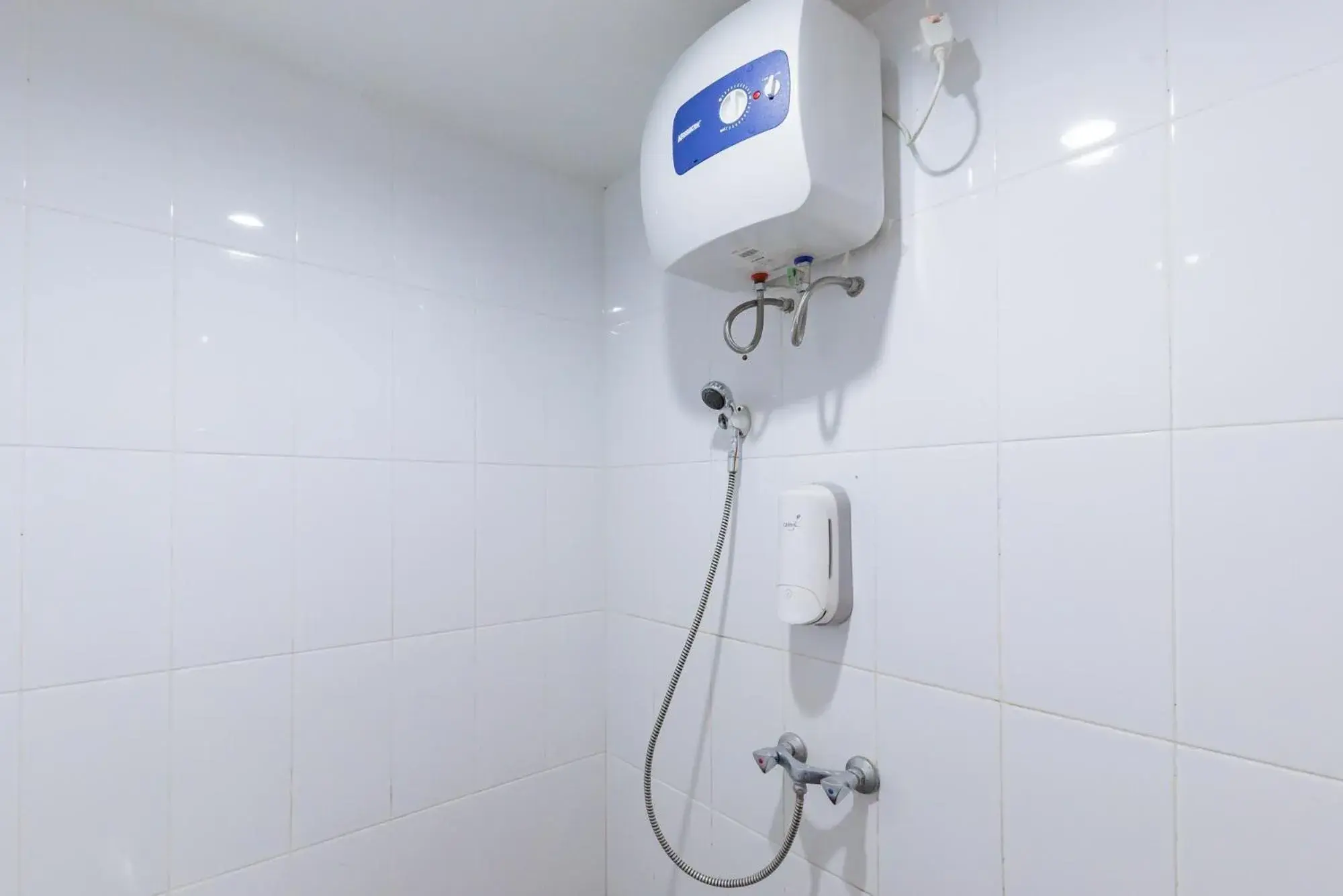 Bathroom in Urbanview Kazanan Setiabudi Bandung Bathroom in Urbanview Kazanan Setiabudi Bandung