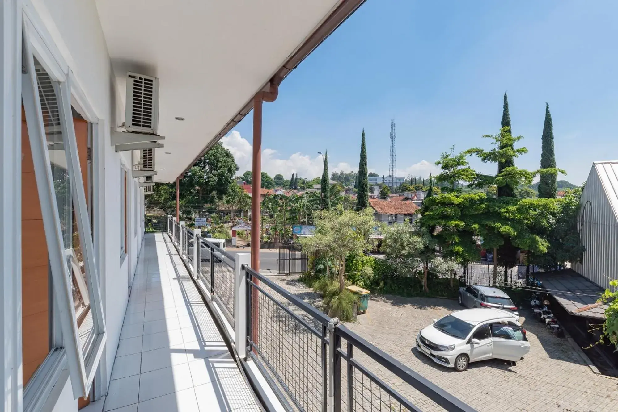 Property building in Urbanview Kazanan Setiabudi Bandung Property building in Urbanview Kazanan Setiabudi Bandung