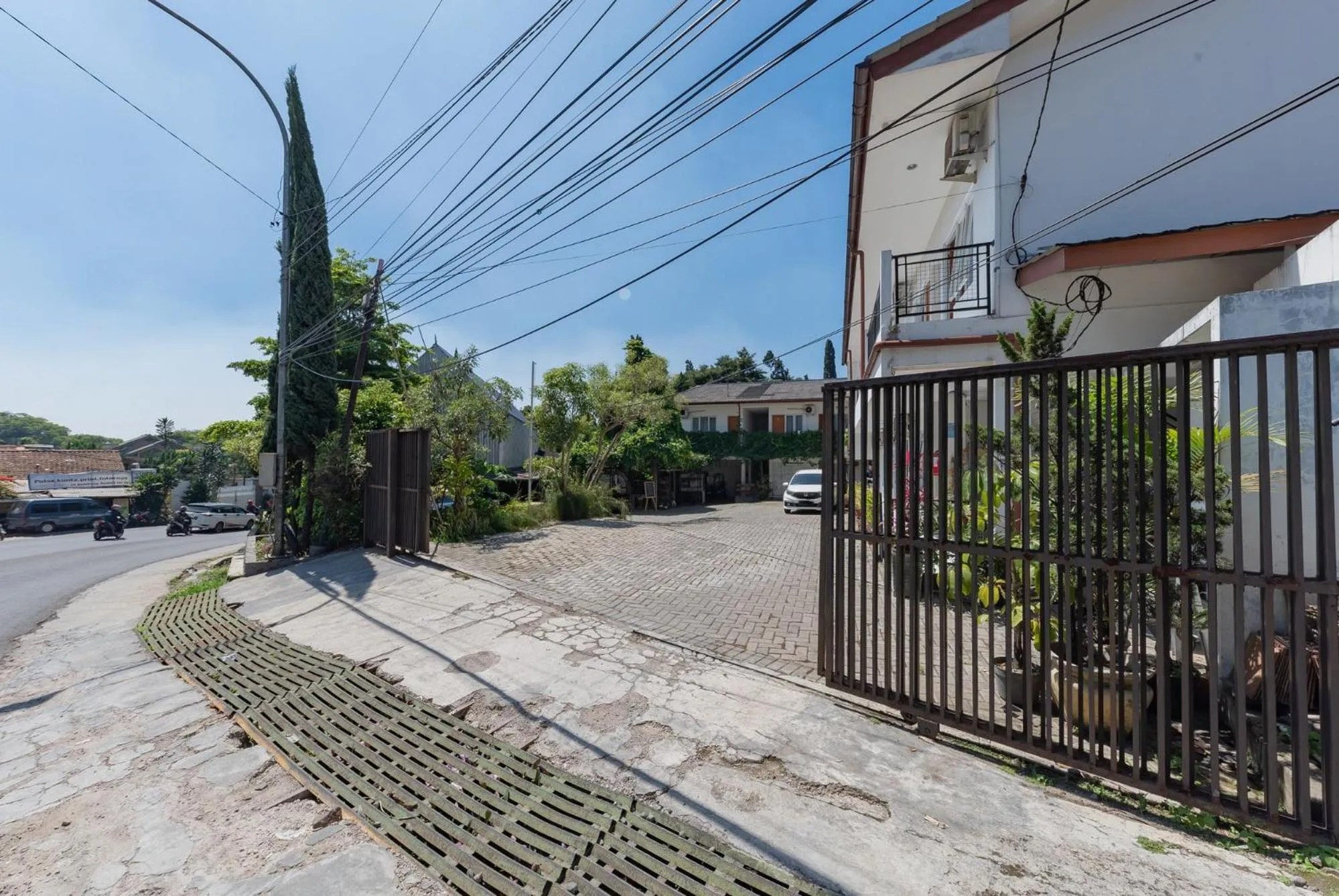 Property building in Urbanview Kazanan Setiabudi Bandung