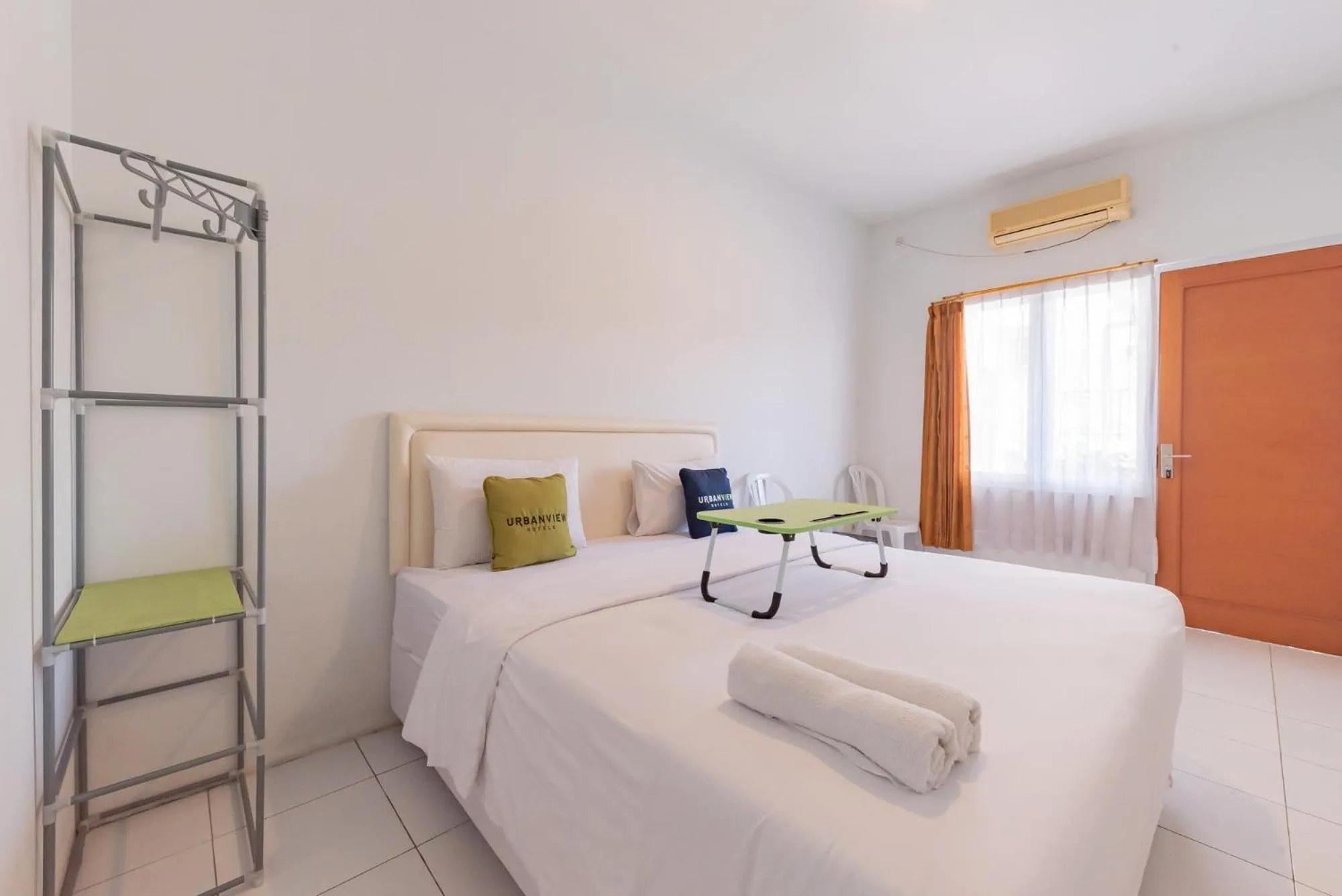 Bed in Urbanview Kazanan Setiabudi Bandung