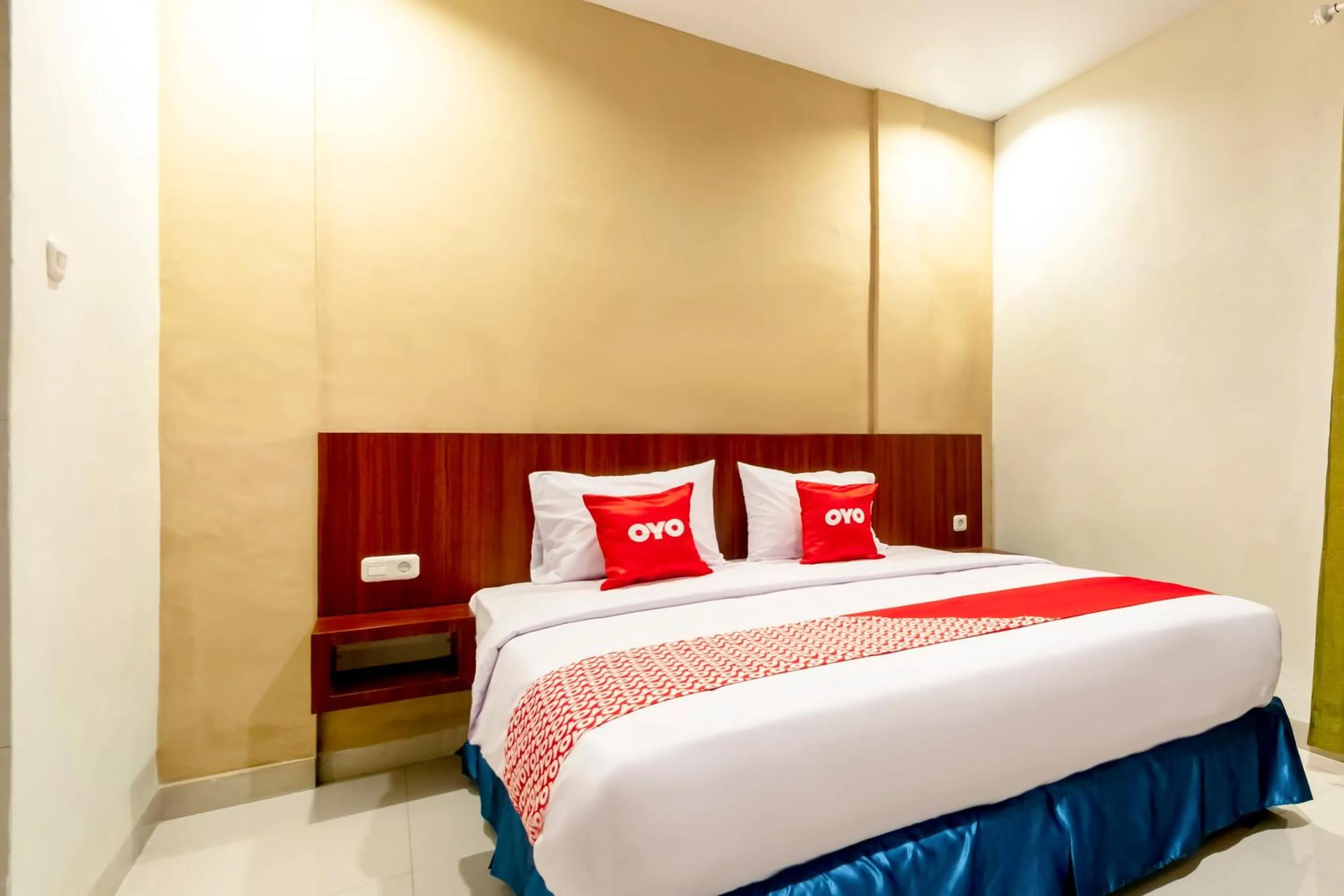 Bedroom, Bed in Capital O 1585 Ring Road Residence