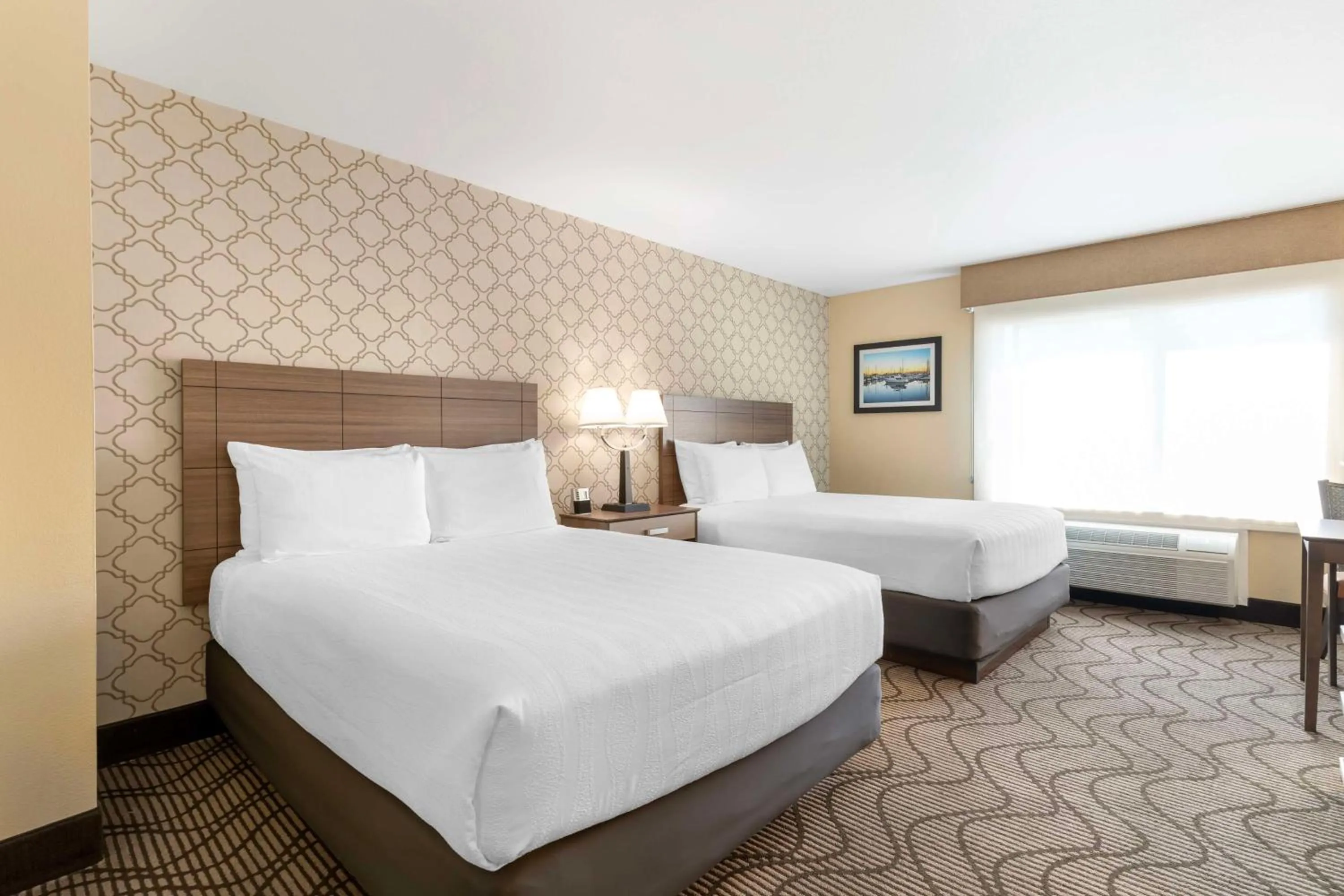 Bedroom, Bed in Best Western Plus Heritage Inn