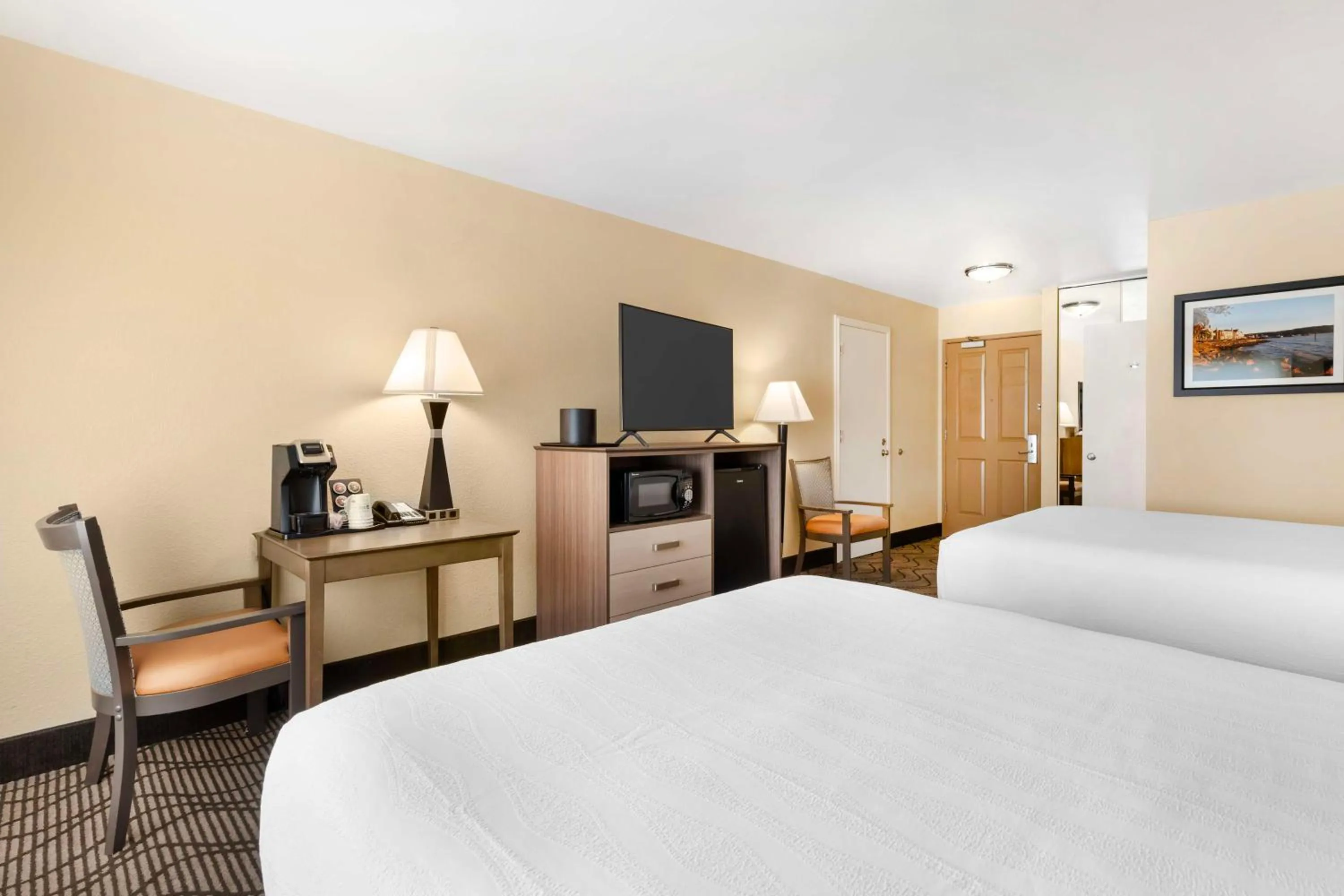 Bedroom, Bed in Best Western Plus Heritage Inn