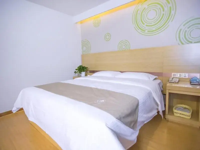 Bed in GreenTree Inn Jinan Jiyang Bus Station Express Hotel Bed in GreenTree Inn Jinan Jiyang Bus Station Express Hotel