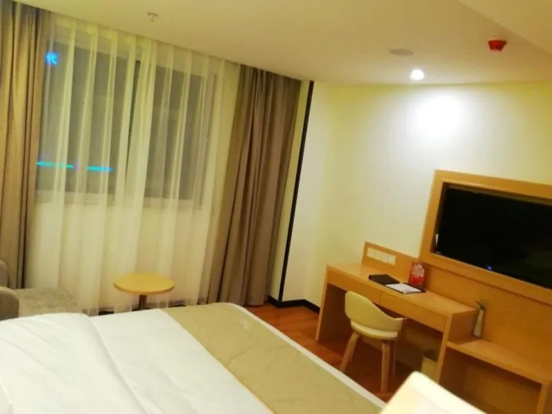 Bed in Vatica Xuzhou Suining Bus Station Building Materials City Hotel