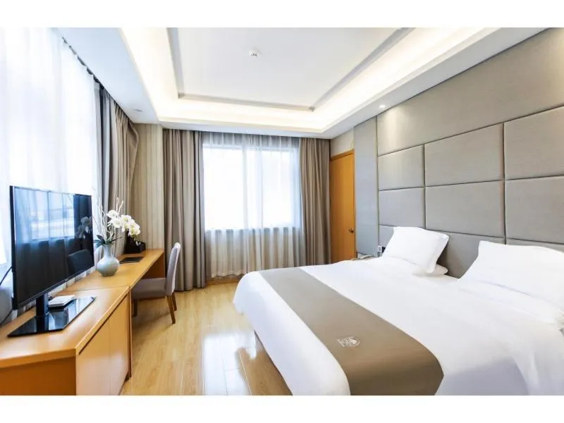 Bed in GreenTree Inn Fuyang Linquan County Economic Development Zone Xingye Road Hotel